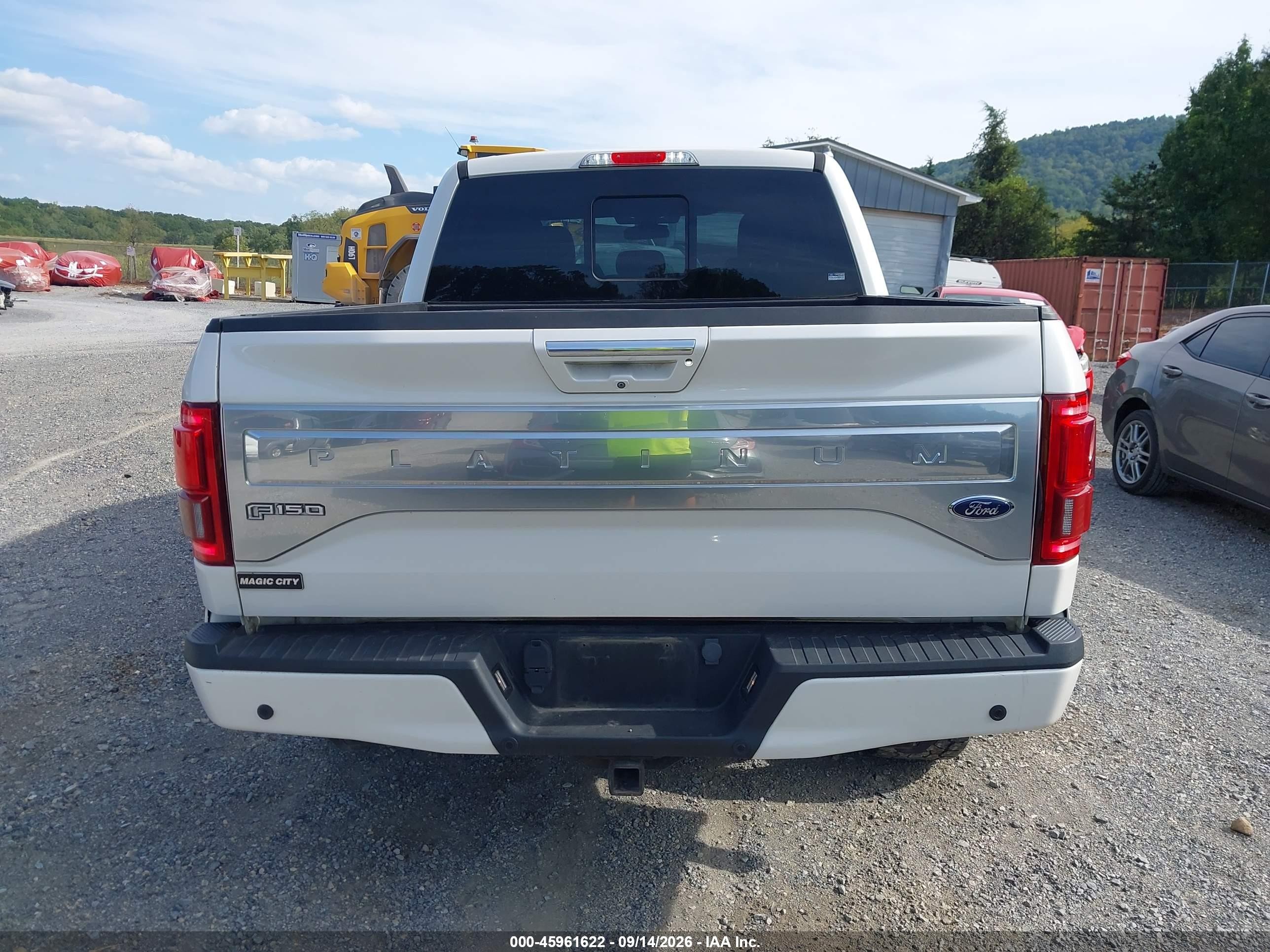 2015 Ford F-150 Platinum White vin: 1FTEW1EG0FFB87410