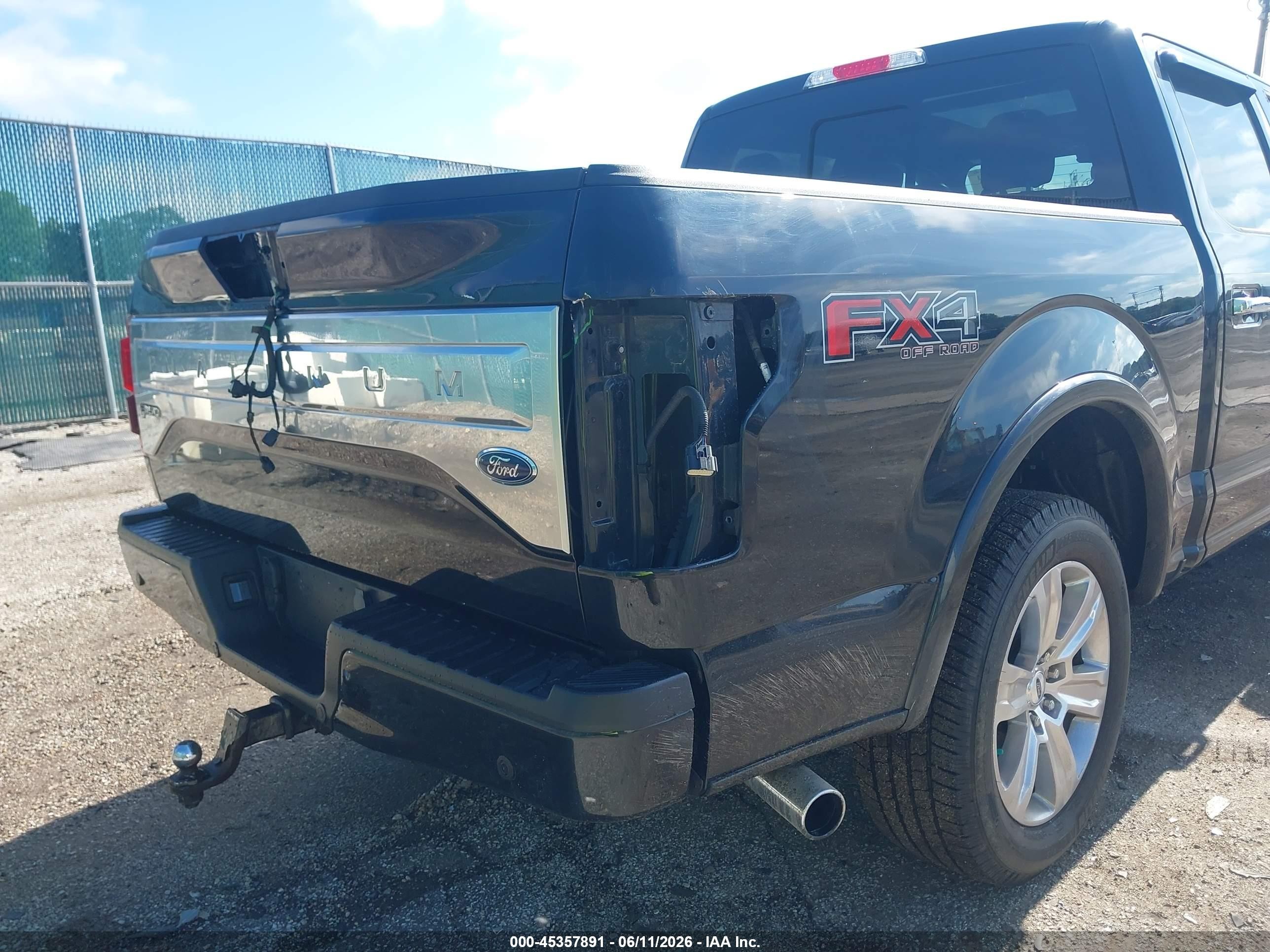 2015 Ford F-150 Platinum Black vin: 1FTEW1EG0FFC04447