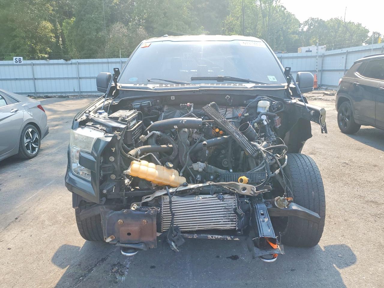 2015 Ford F150 Supercrew Green vin: 1FTEW1EG0FFC82713