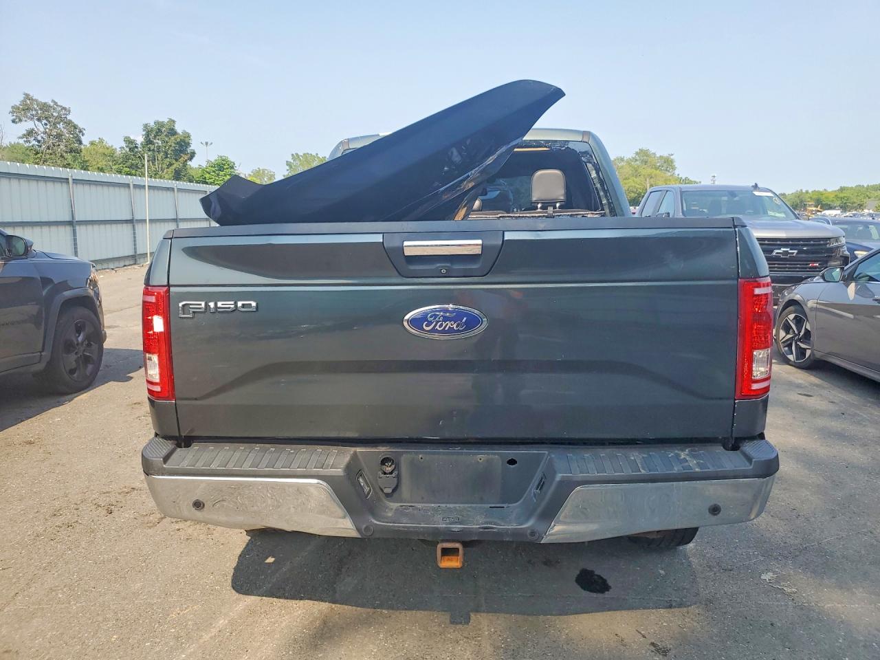 2015 Ford F150 Supercrew Green vin: 1FTEW1EG0FFC82713