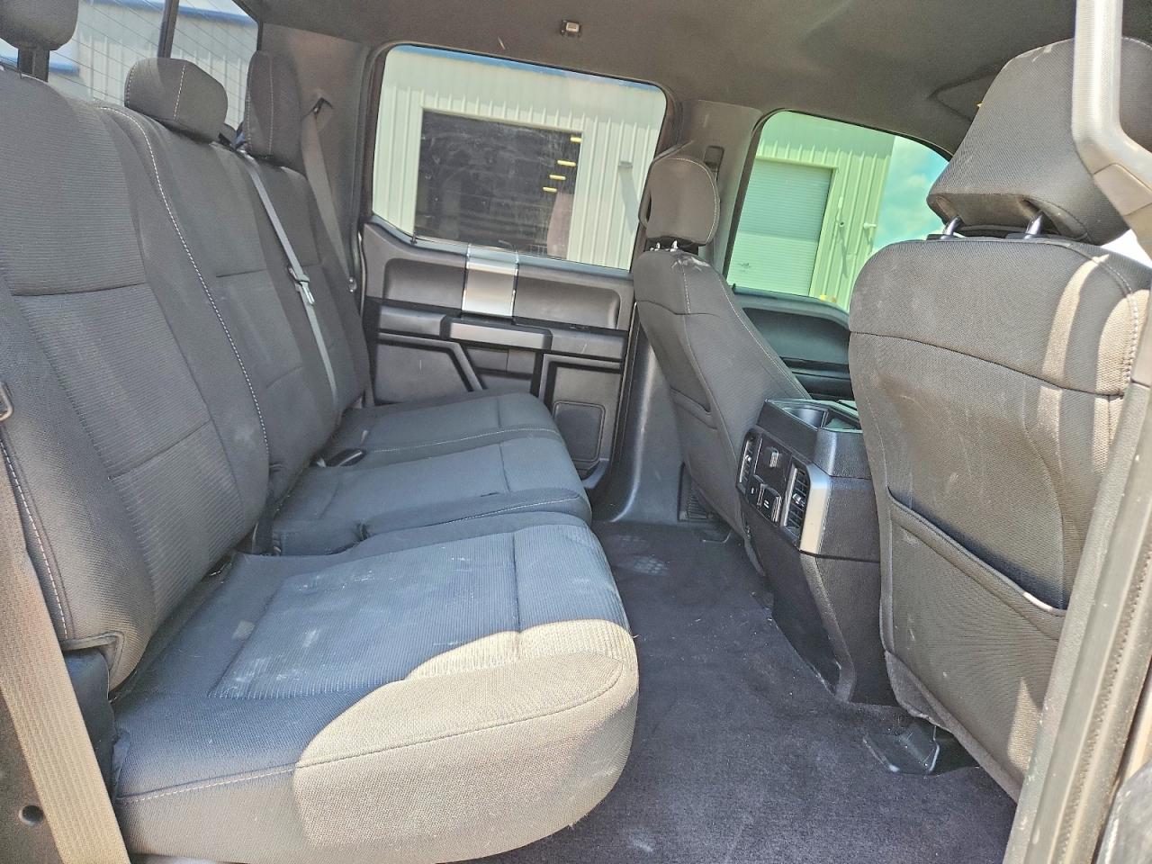 2017 Ford F150 Supercrew Gray vin: 1FTEW1EG0HFA95667