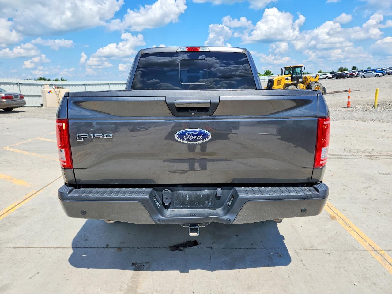 2017 Ford F150 Supercrew Gray vin: 1FTEW1EG0HFA95667