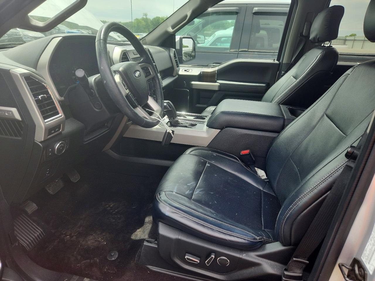 2017 Ford F150 Supercrew Silver vin: 1FTEW1EG1HFA00372