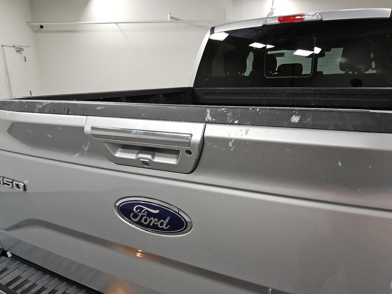 2017 Ford F150 Supercrew Silver vin: 1FTEW1EG1HFA00372 Damage: Tailgate, Previous Repair, Substandard Repair