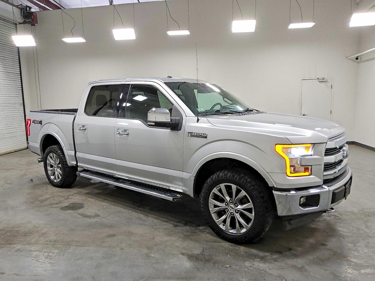 2017 Ford F150 Supercrew Silver vin: 1FTEW1EG1HFA00372