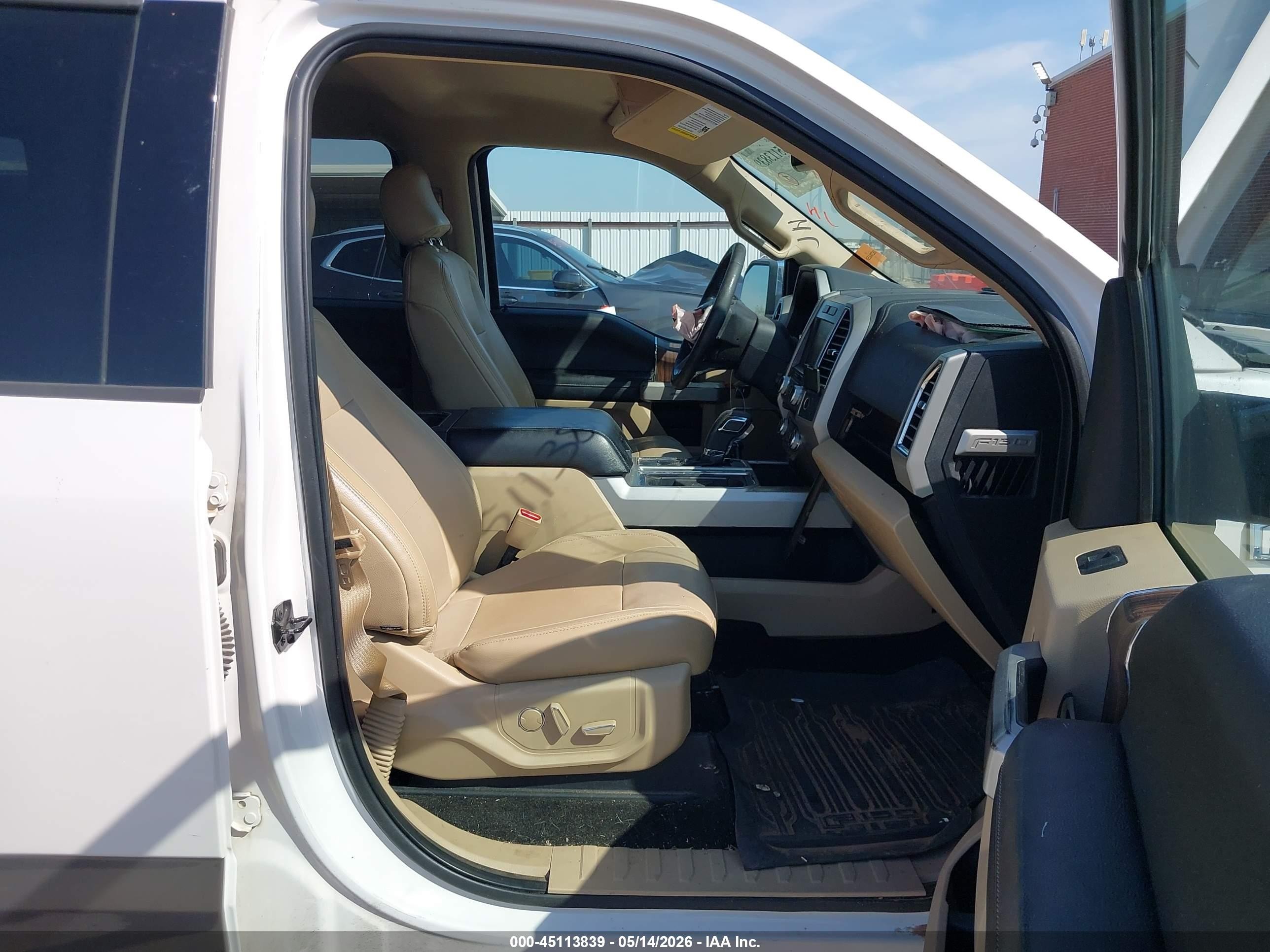 2015 Ford F-150 Lariat White vin: 1FTEW1EG2FFA10292