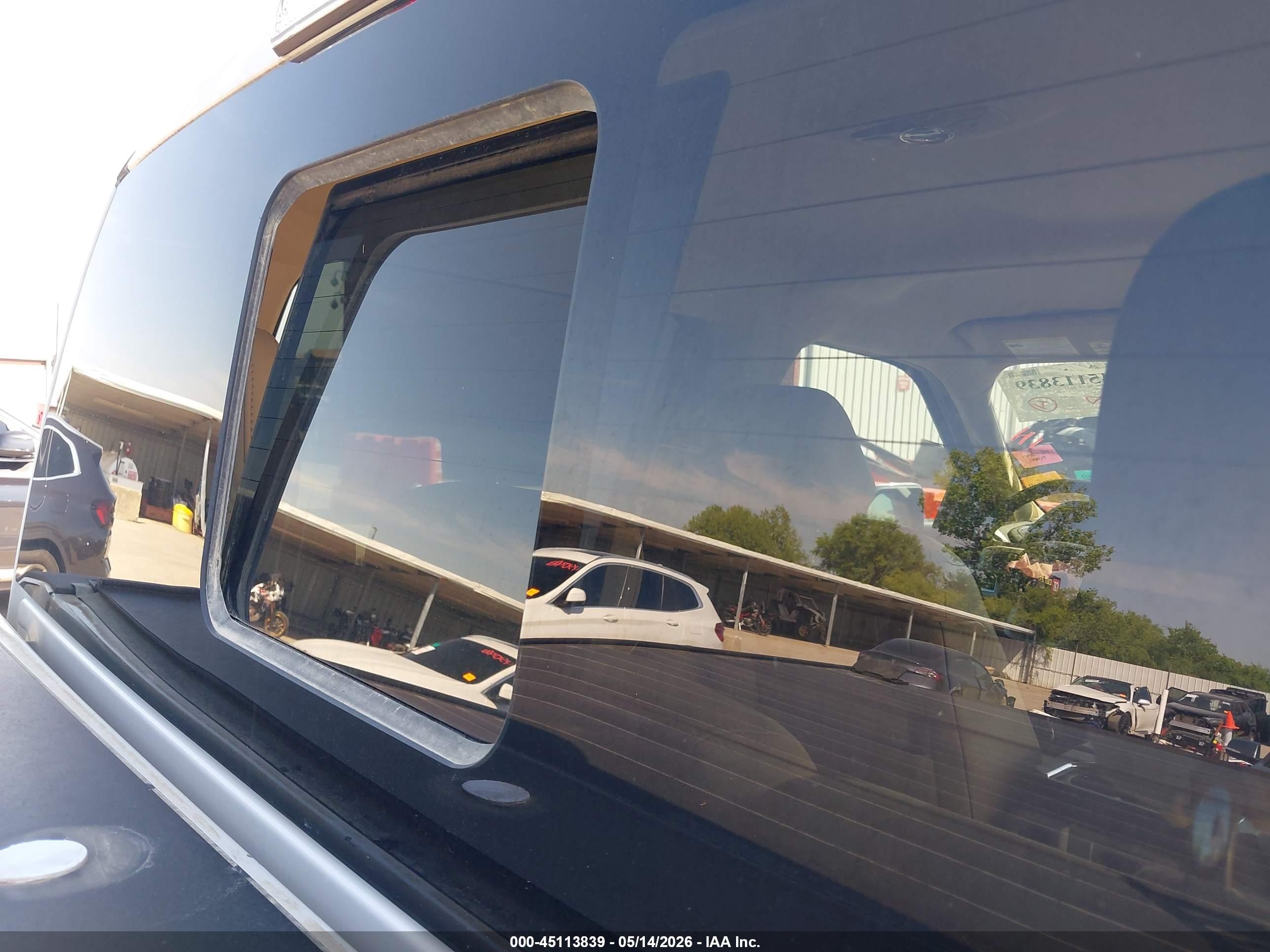 2015 Ford F-150 Lariat White vin: 1FTEW1EG2FFA10292