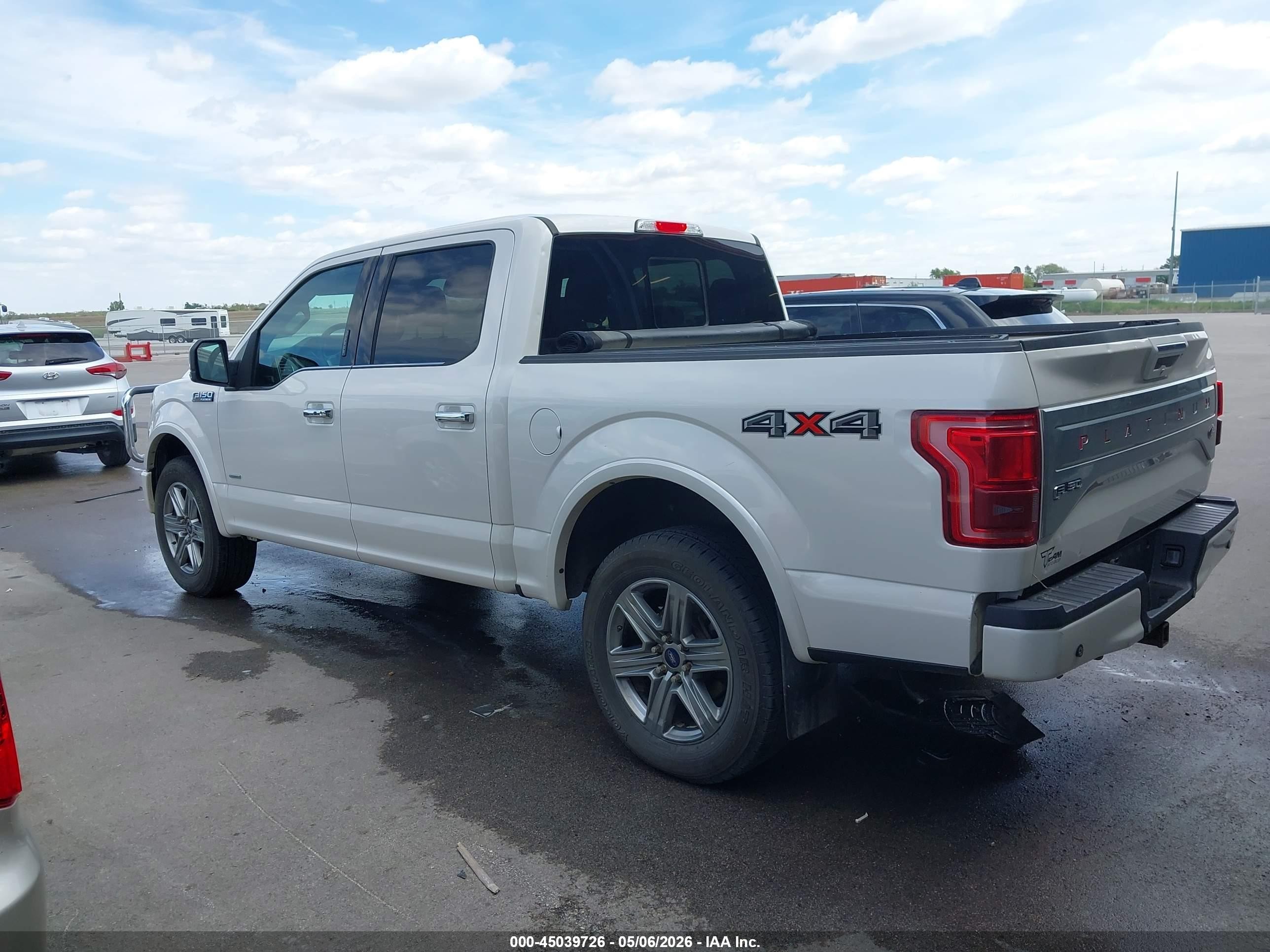 2015 Ford F-150 Platinum White vin: 1FTEW1EG2FFA20319