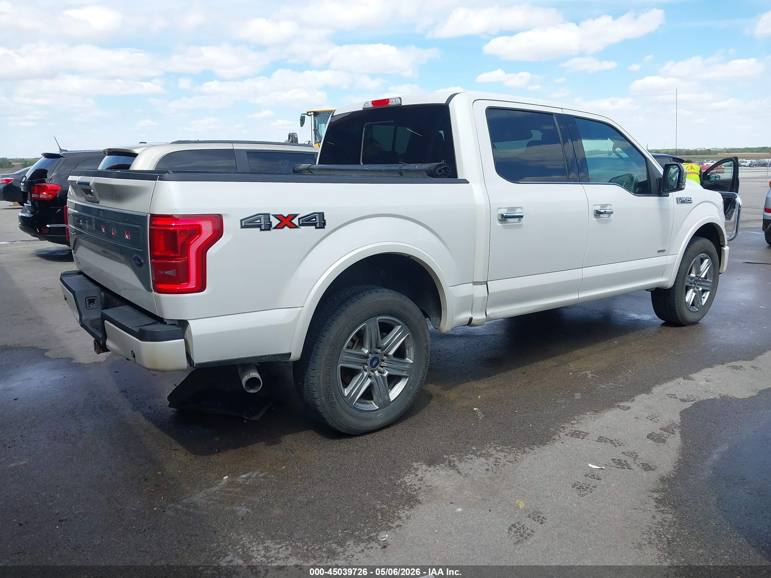 2015 Ford F-150 Platinum White vin: 1FTEW1EG2FFA20319