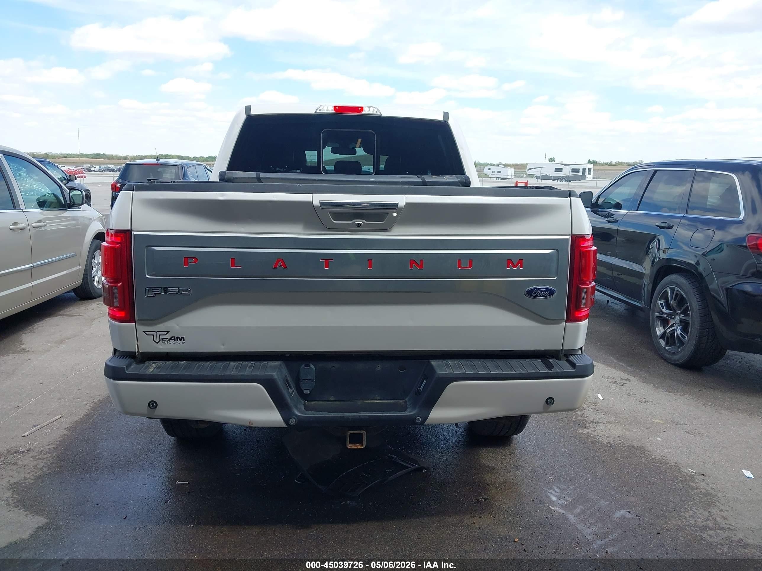 2015 Ford F-150 Platinum White vin: 1FTEW1EG2FFA20319