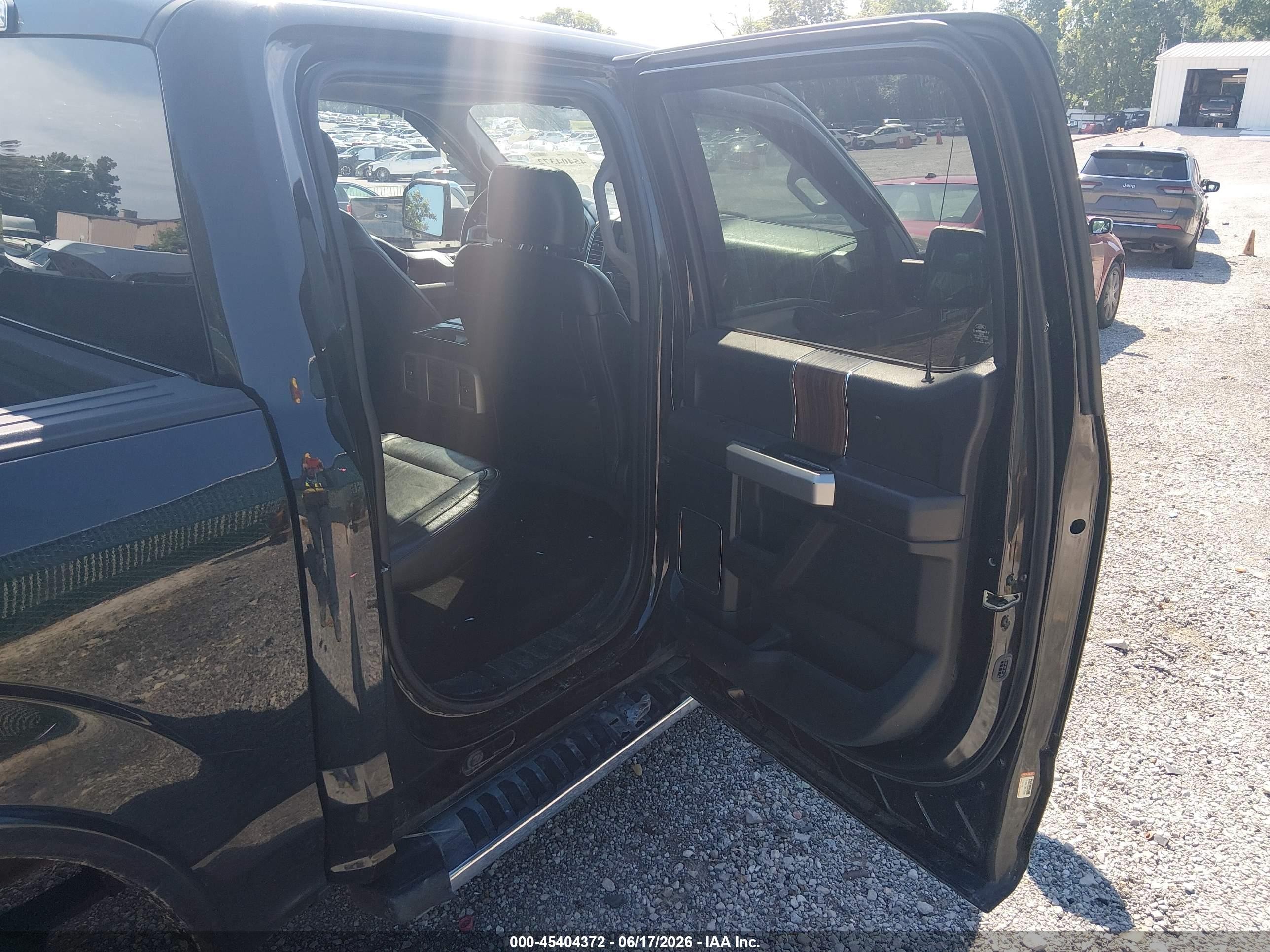 2015 Ford F-150 Lariat Black vin: 1FTEW1EG2FFB85447