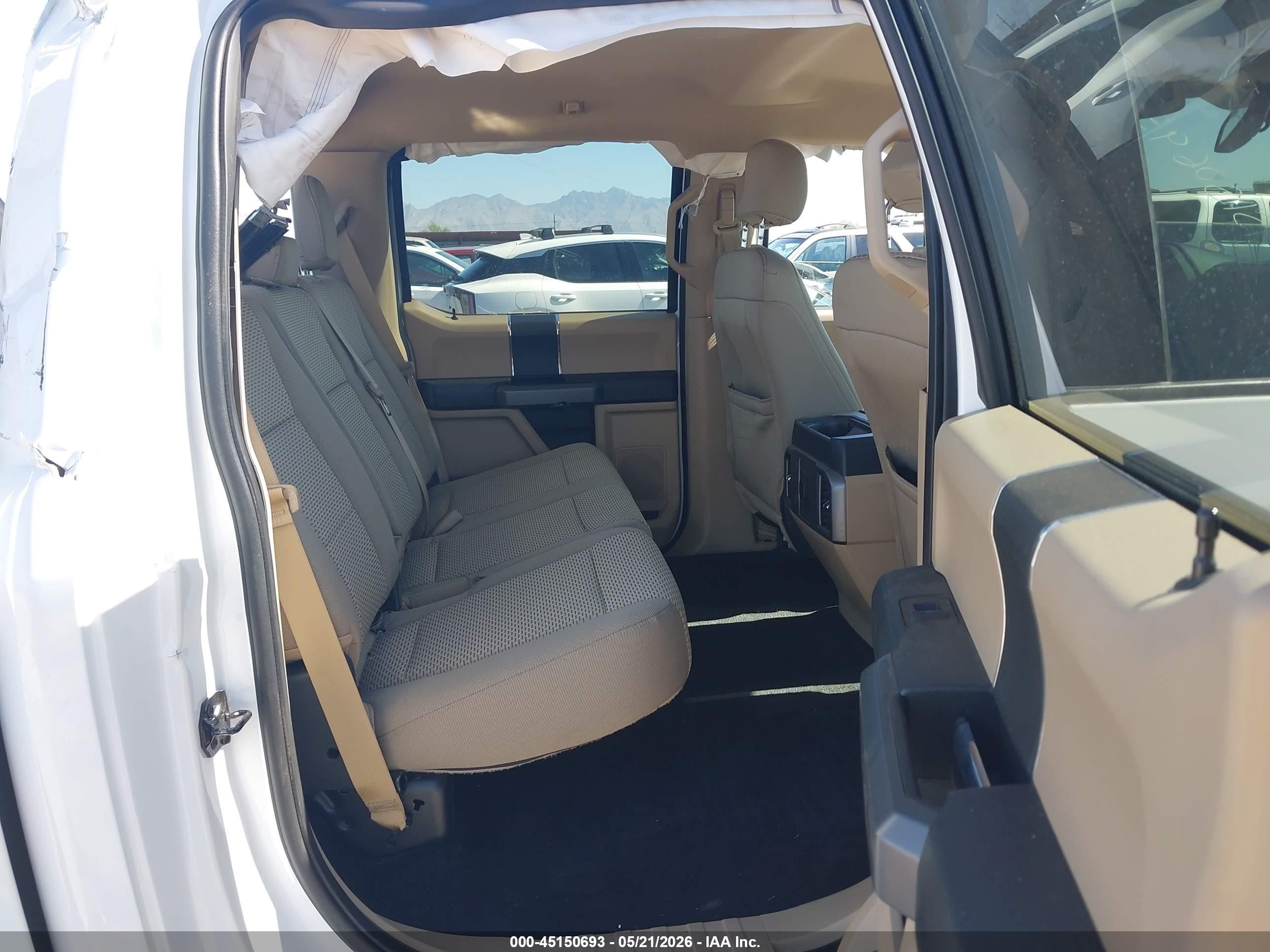 2015 Ford F-150 Xlt White vin: 1FTEW1EG2FKD43647