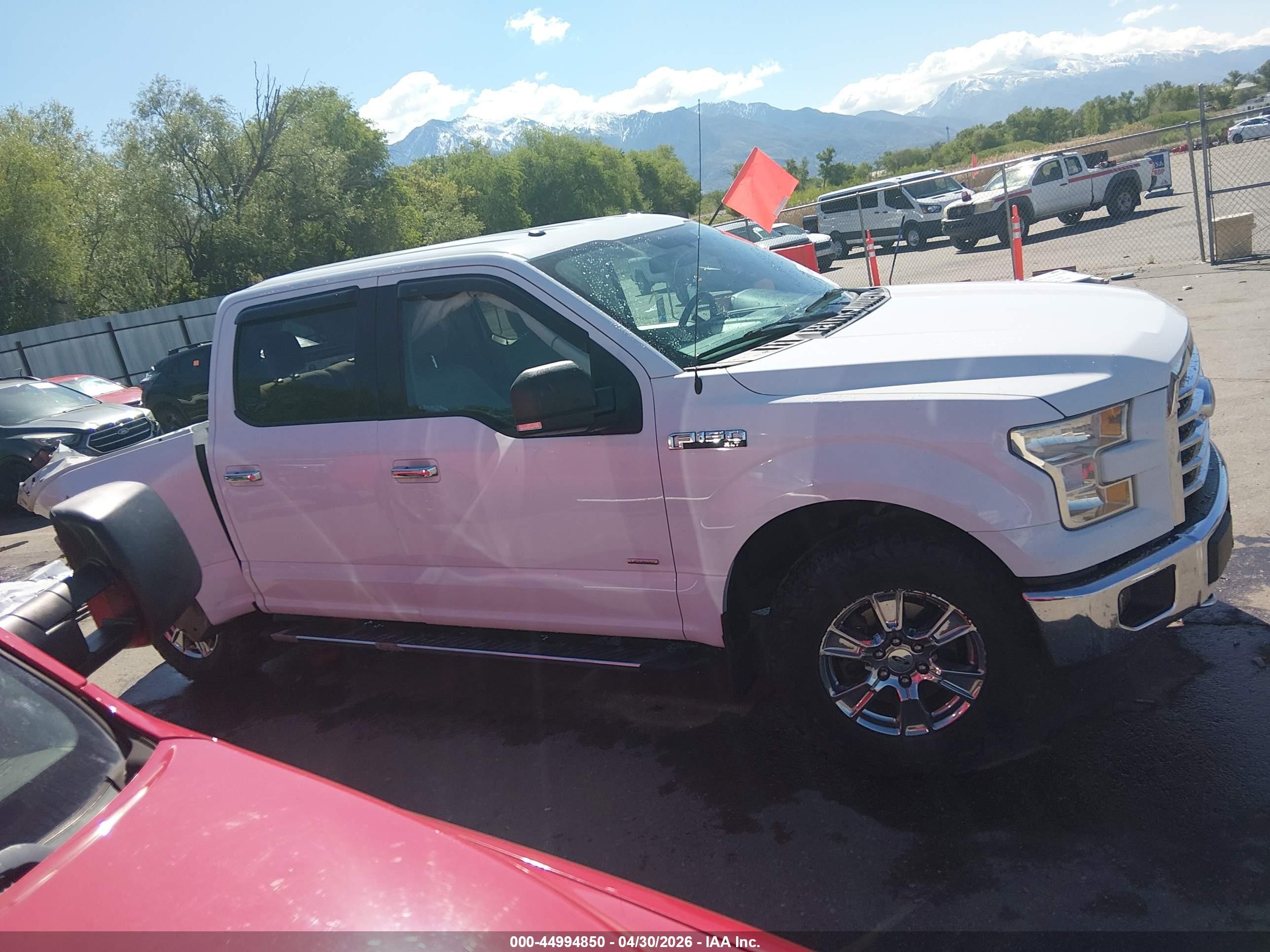 2015 Ford F-150 Xlt White vin: 1FTEW1EG2FKE75629