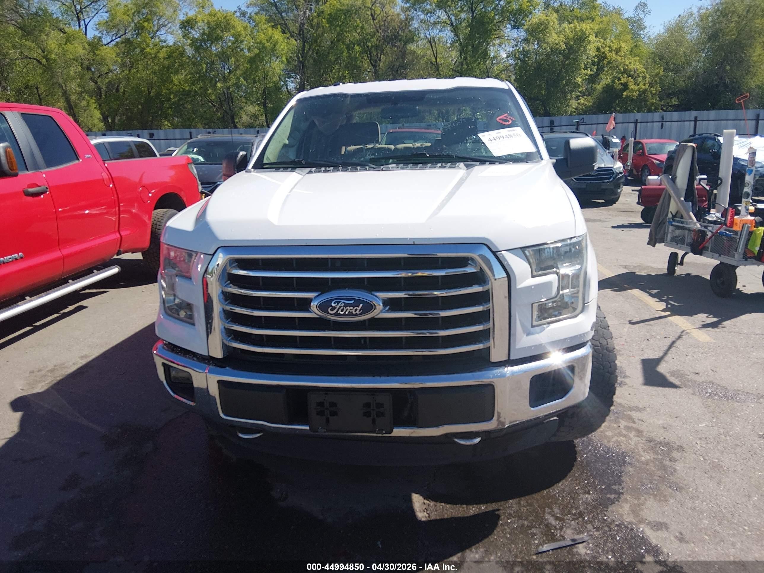 2015 Ford F-150 Xlt White vin: 1FTEW1EG2FKE75629