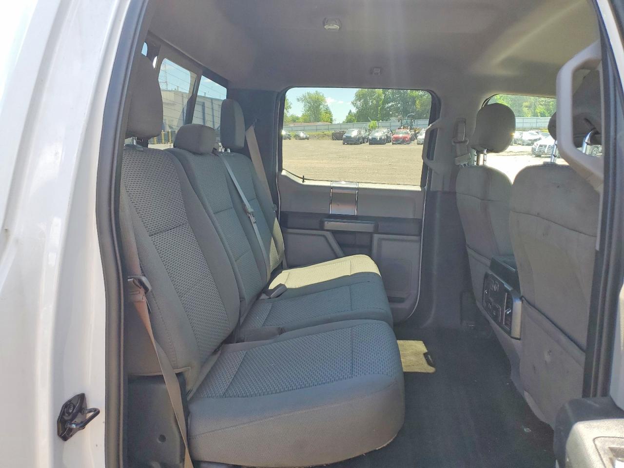 2017 Ford F150 Supercrew White vin: 1FTEW1EG2HFC38909