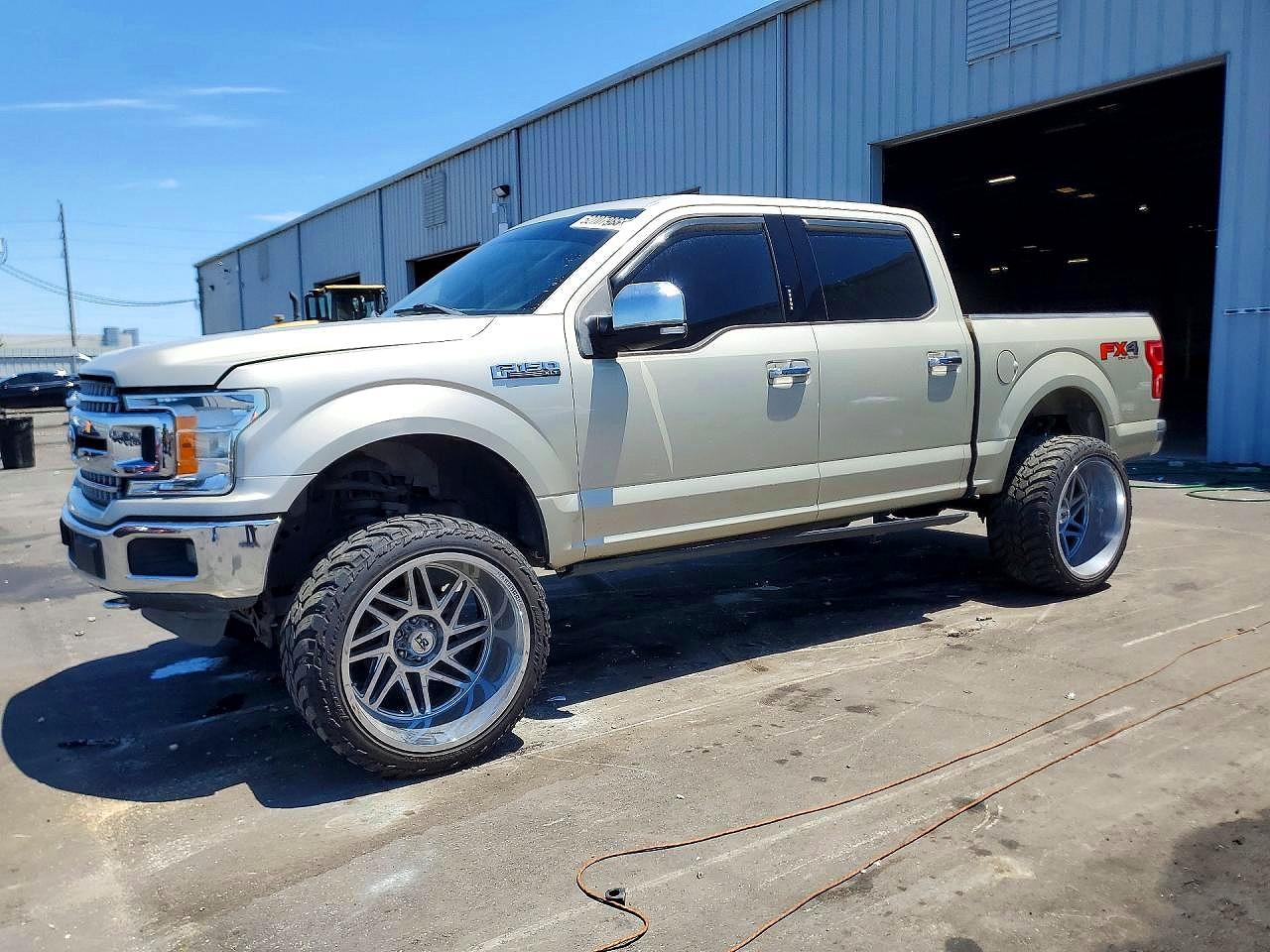 1FTEW1EG2JFA04016