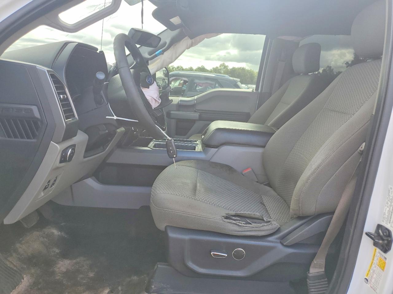2018 Ford F150 Supercrew White vin: 1FTEW1EG2JFB81990
