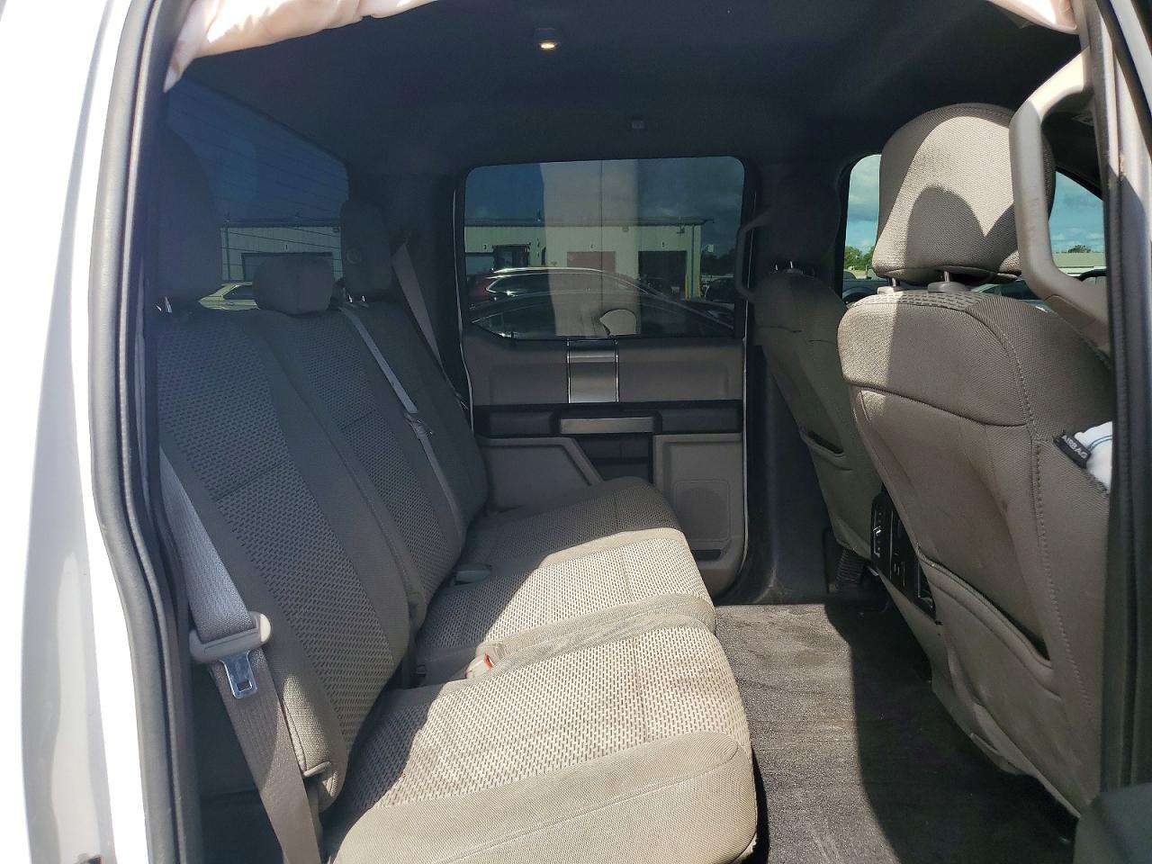 2018 Ford F150 Supercrew White vin: 1FTEW1EG2JFB81990