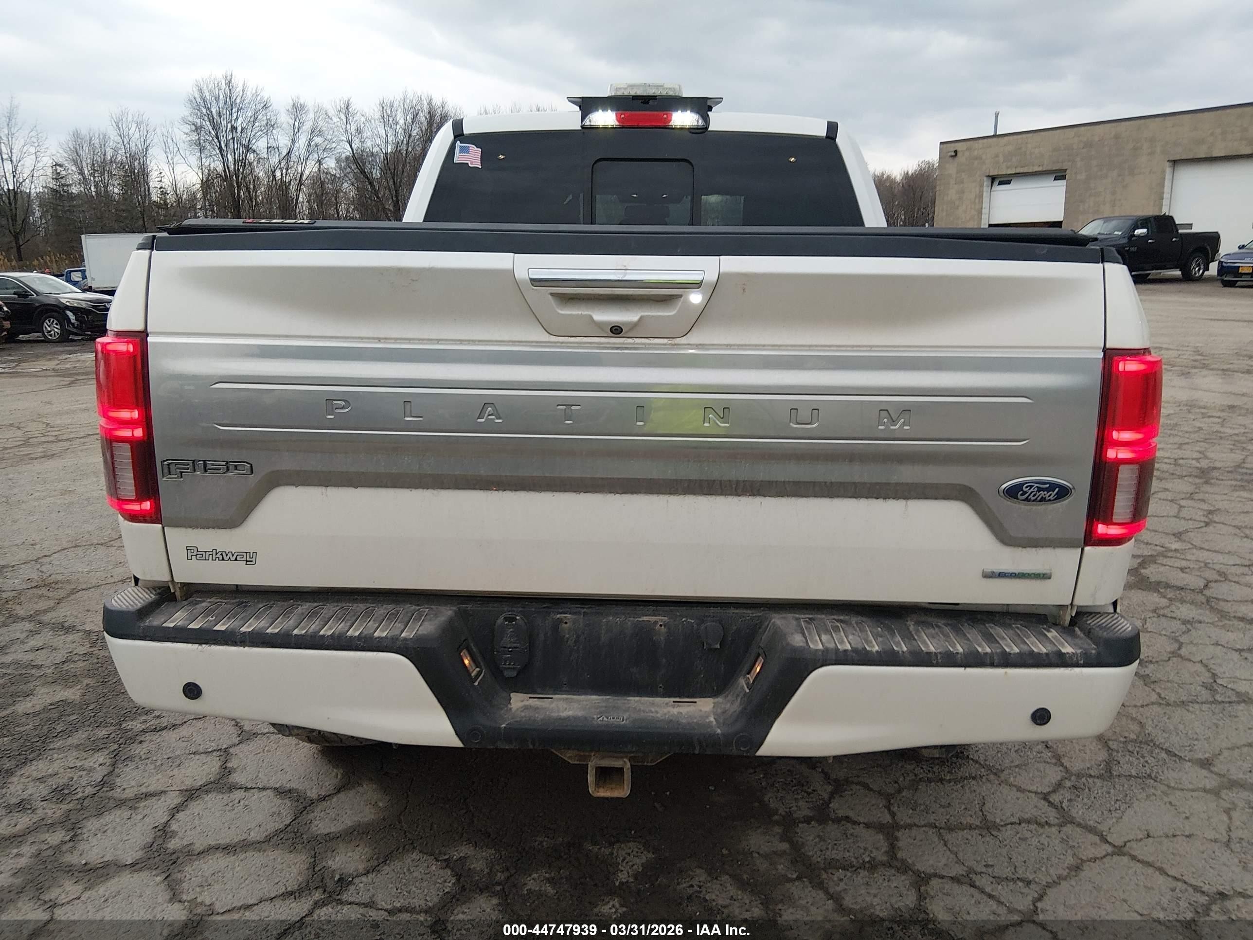 2018 Ford F-150 Platinum White vin: 1FTEW1EG2JFC68059