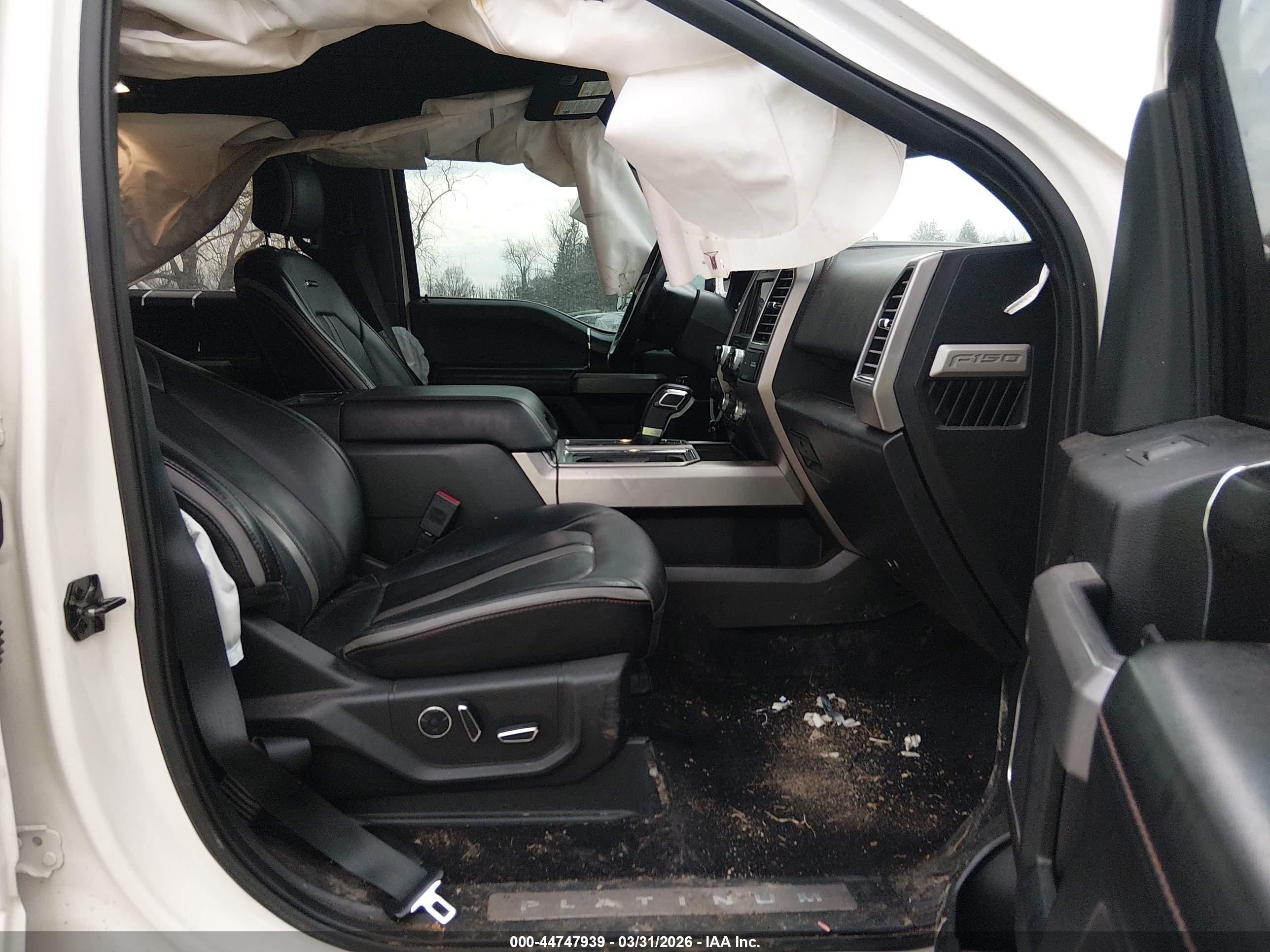 2018 Ford F-150 Platinum White vin: 1FTEW1EG2JFC68059