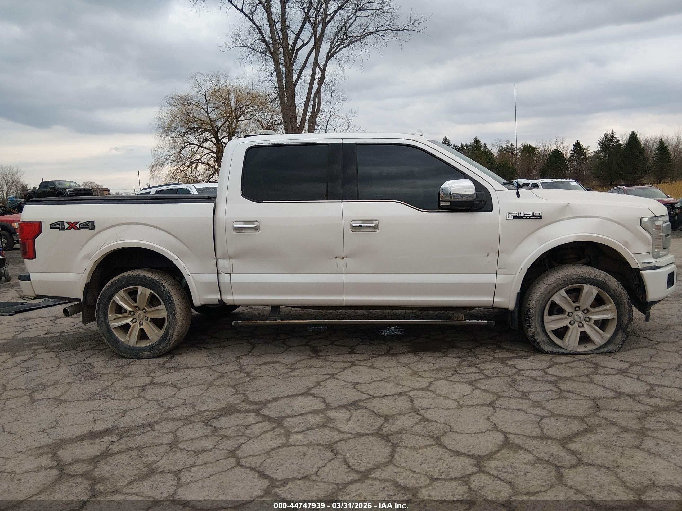 2018 Ford F-150 Platinum White vin: 1FTEW1EG2JFC68059