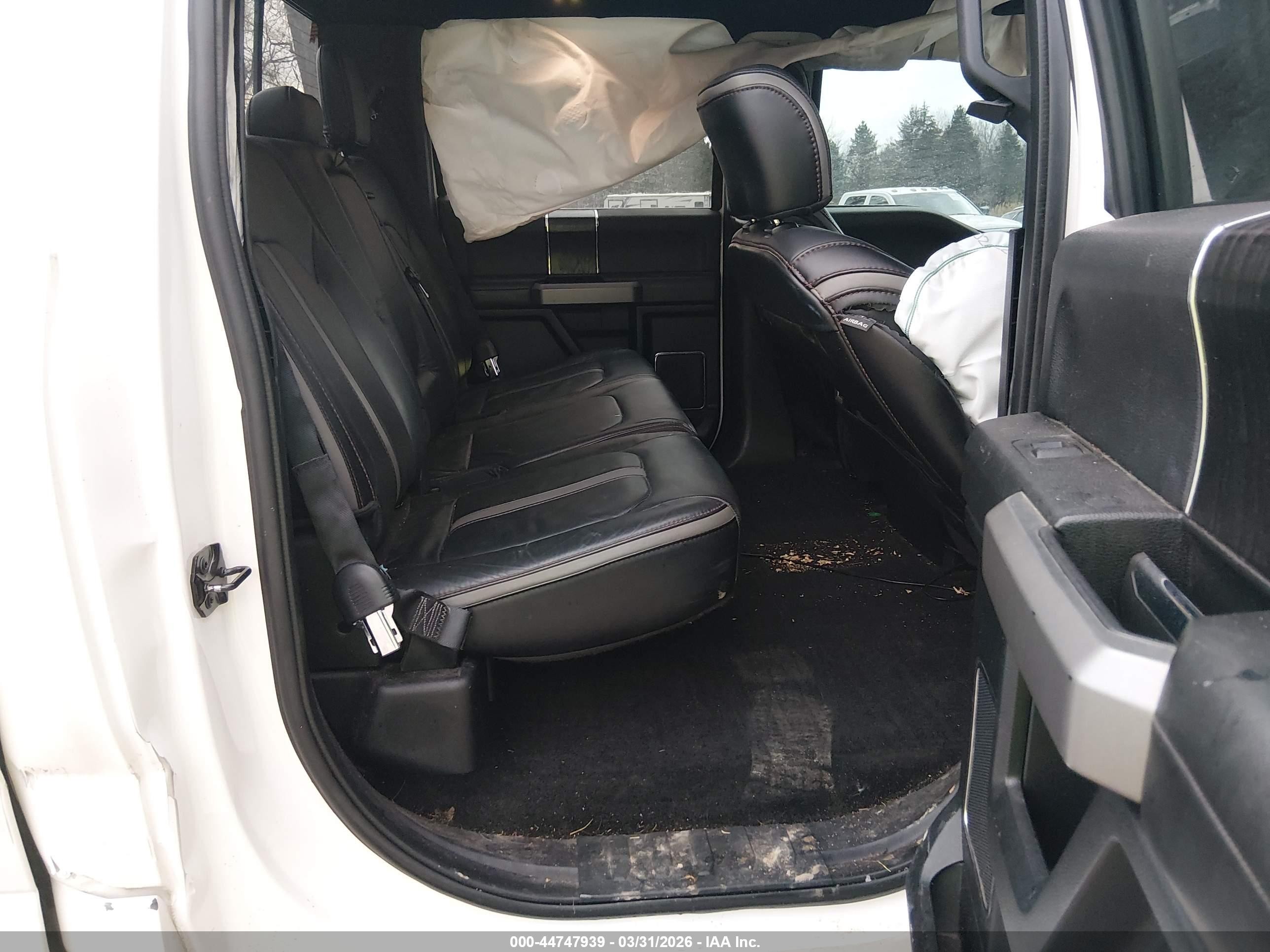 2018 Ford F-150 Platinum White vin: 1FTEW1EG2JFC68059