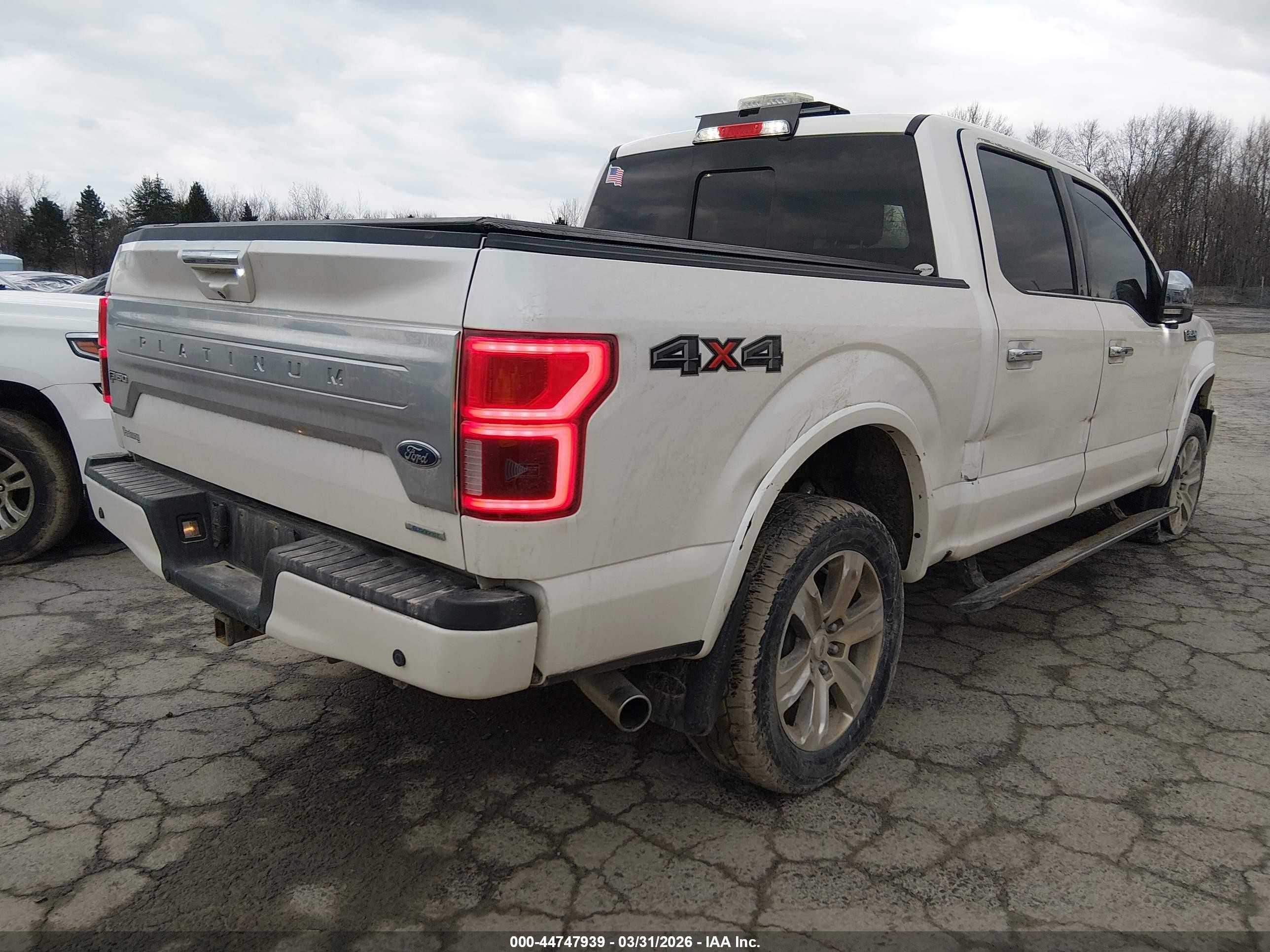 2018 Ford F-150 Platinum White vin: 1FTEW1EG2JFC68059