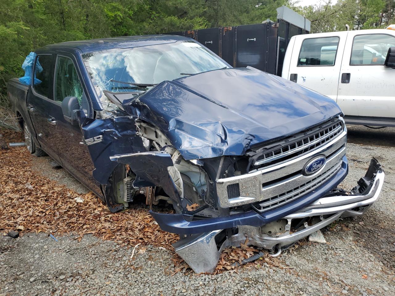 2018 Ford F150 Supercrew Blue vin: 1FTEW1EG2JFE40624 Damage: Right Front Fender, Severe Damage, Replacement Required