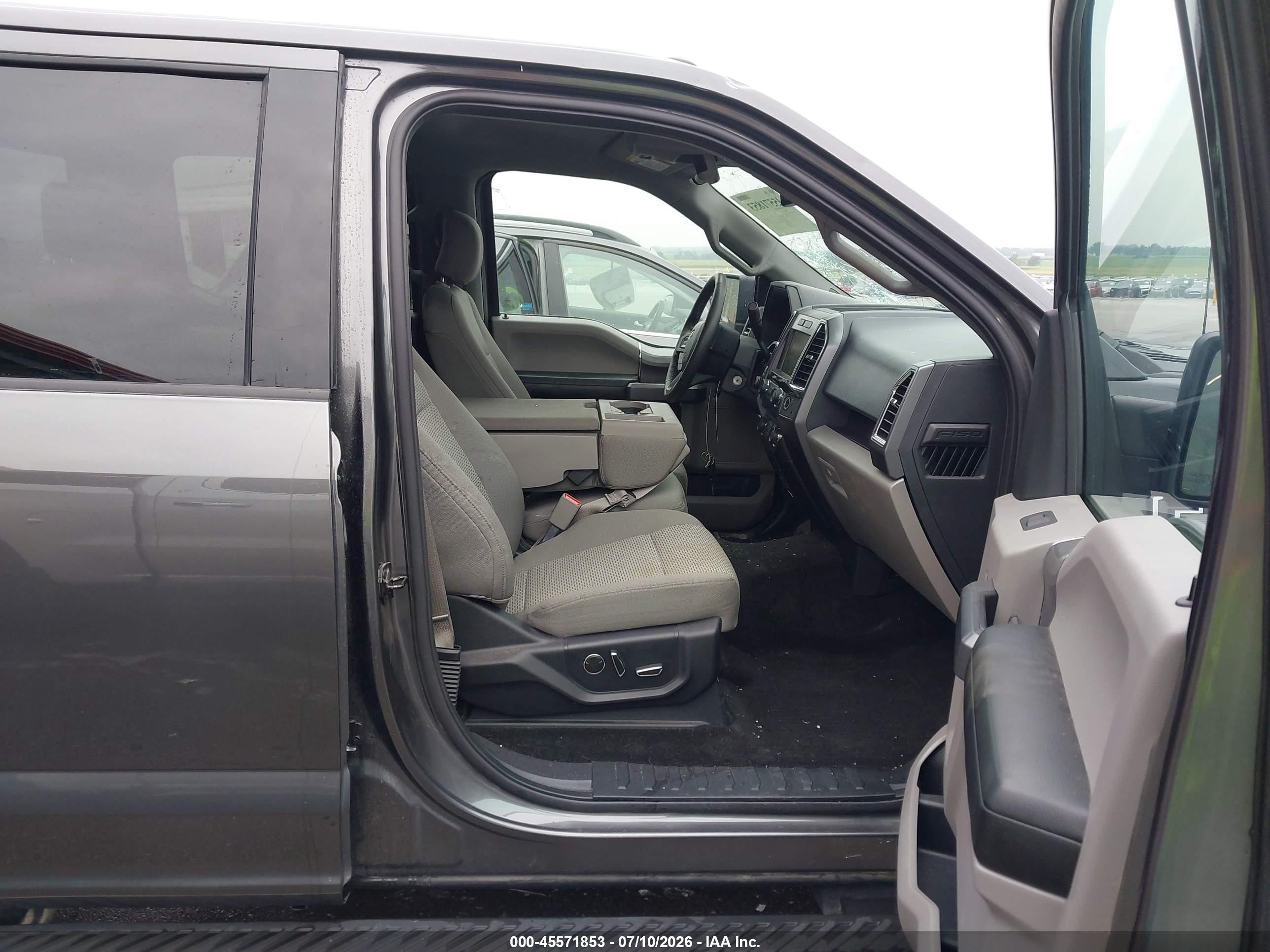 2015 Ford F-150 Xlt Серый vin: 1FTEW1EG3FFA24671