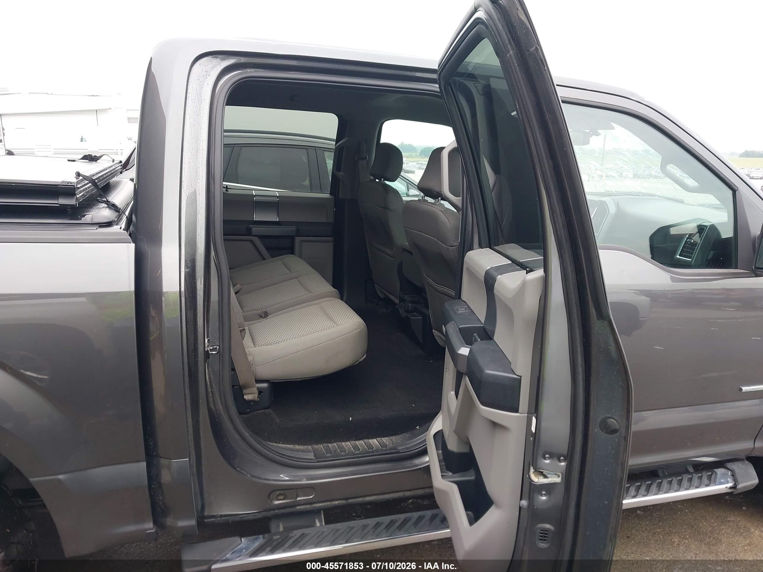2015 Ford F-150 Xlt Серый vin: 1FTEW1EG3FFA24671