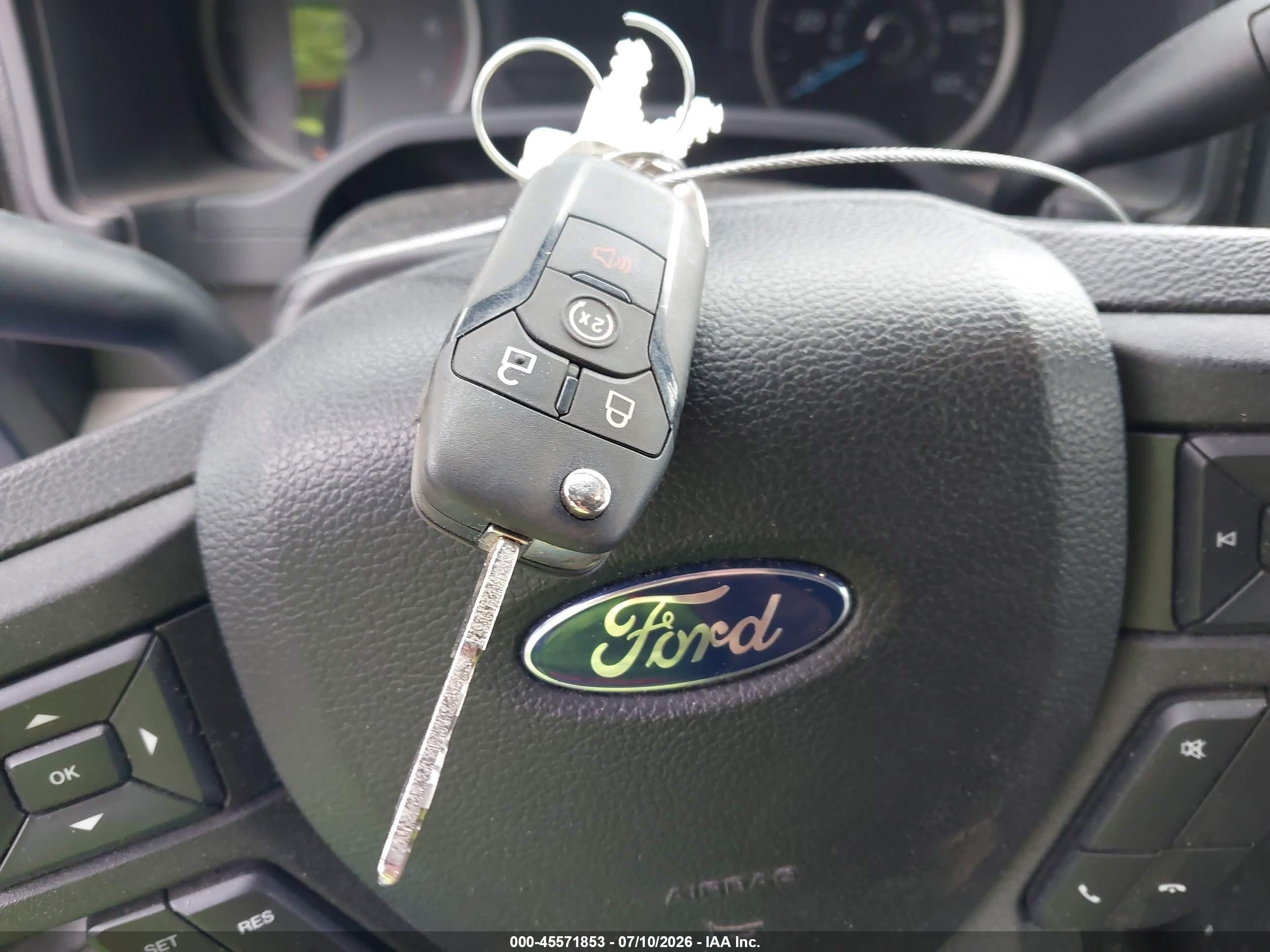 2015 Ford F-150 Xlt Серый vin: 1FTEW1EG3FFA24671