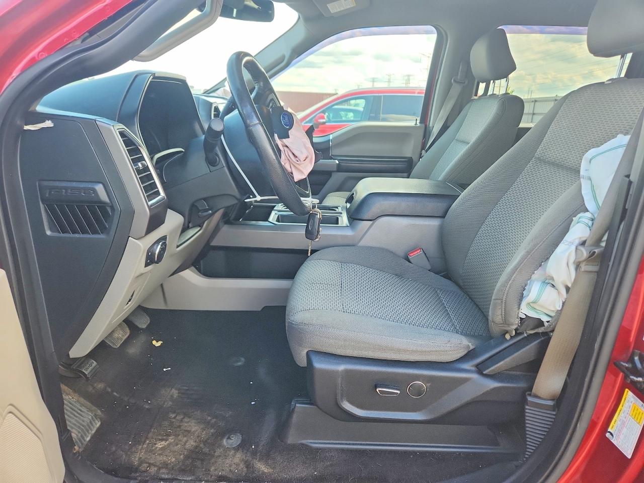 2015 Ford F150 Supercrew Red vin: 1FTEW1EG3FFB21143