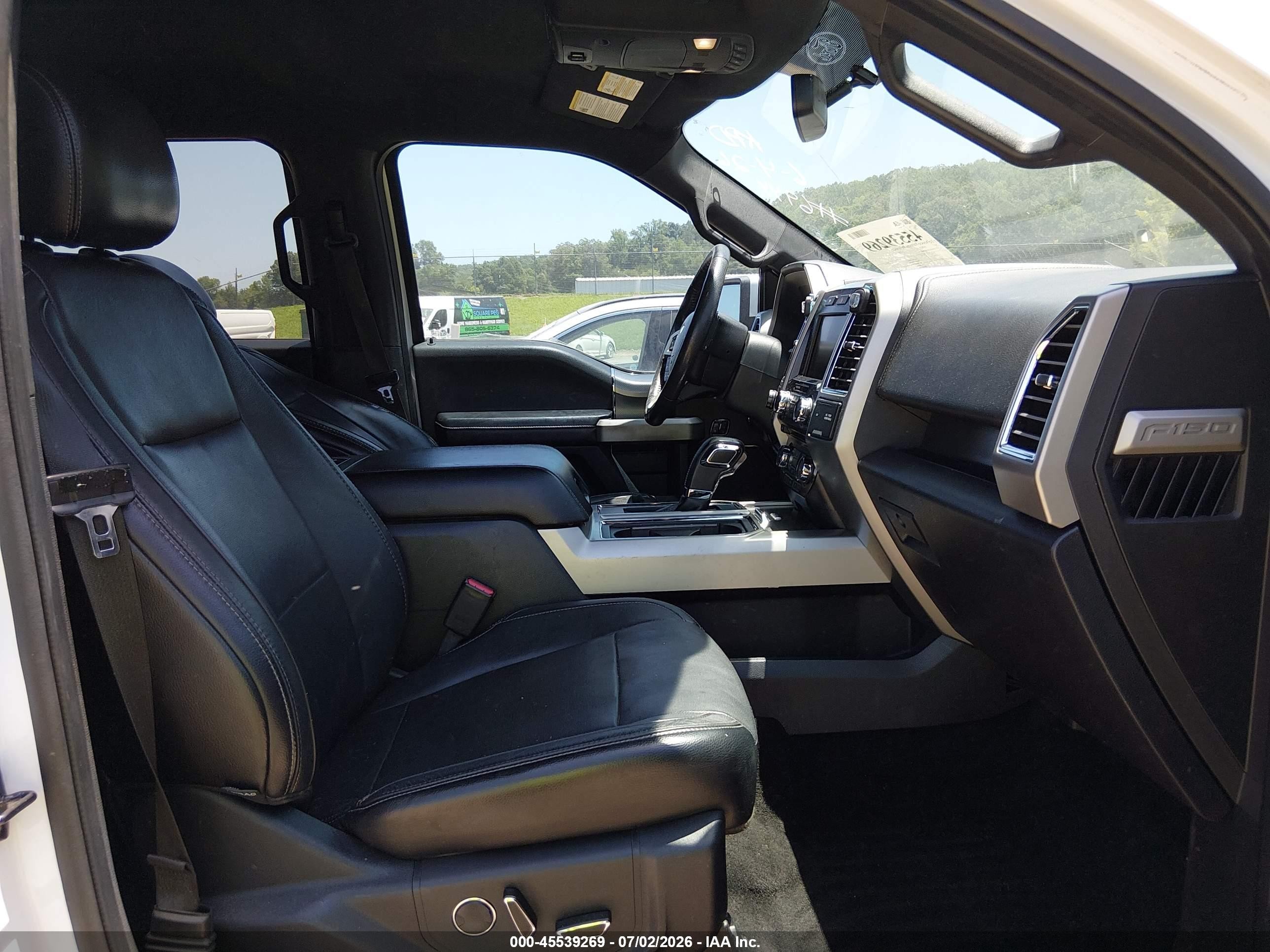 2015 Ford F-150 Lariat White vin: 1FTEW1EG3FFB56944