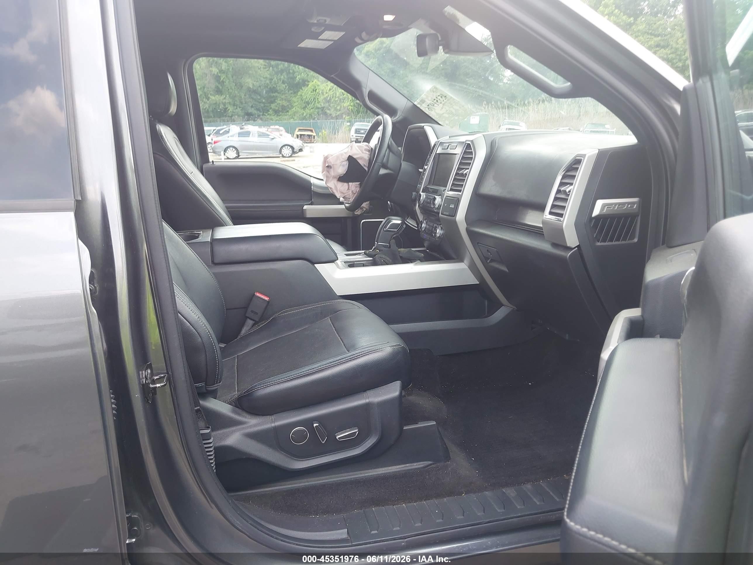 2015 Ford F-150 Lariat Серый vin: 1FTEW1EG3FFB79978