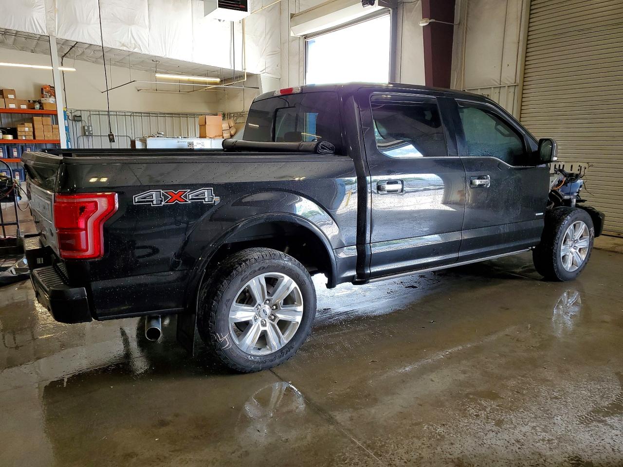 2015 Ford F150 Supercrew Угольный vin: 1FTEW1EG3FFC30332