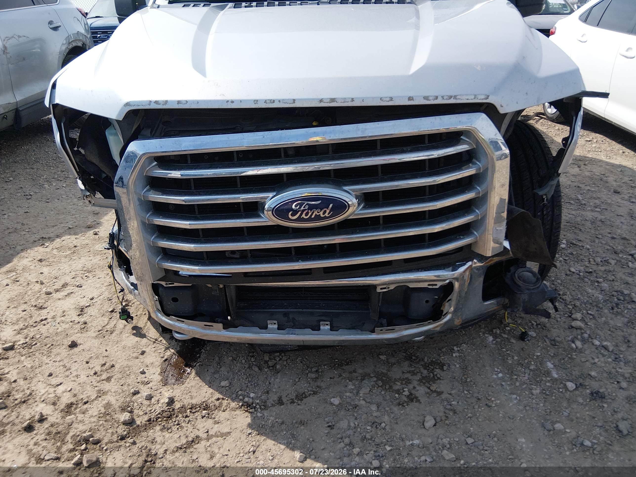 2015 Ford F-150 Xlt Silver vin: 1FTEW1EG3FKD78651