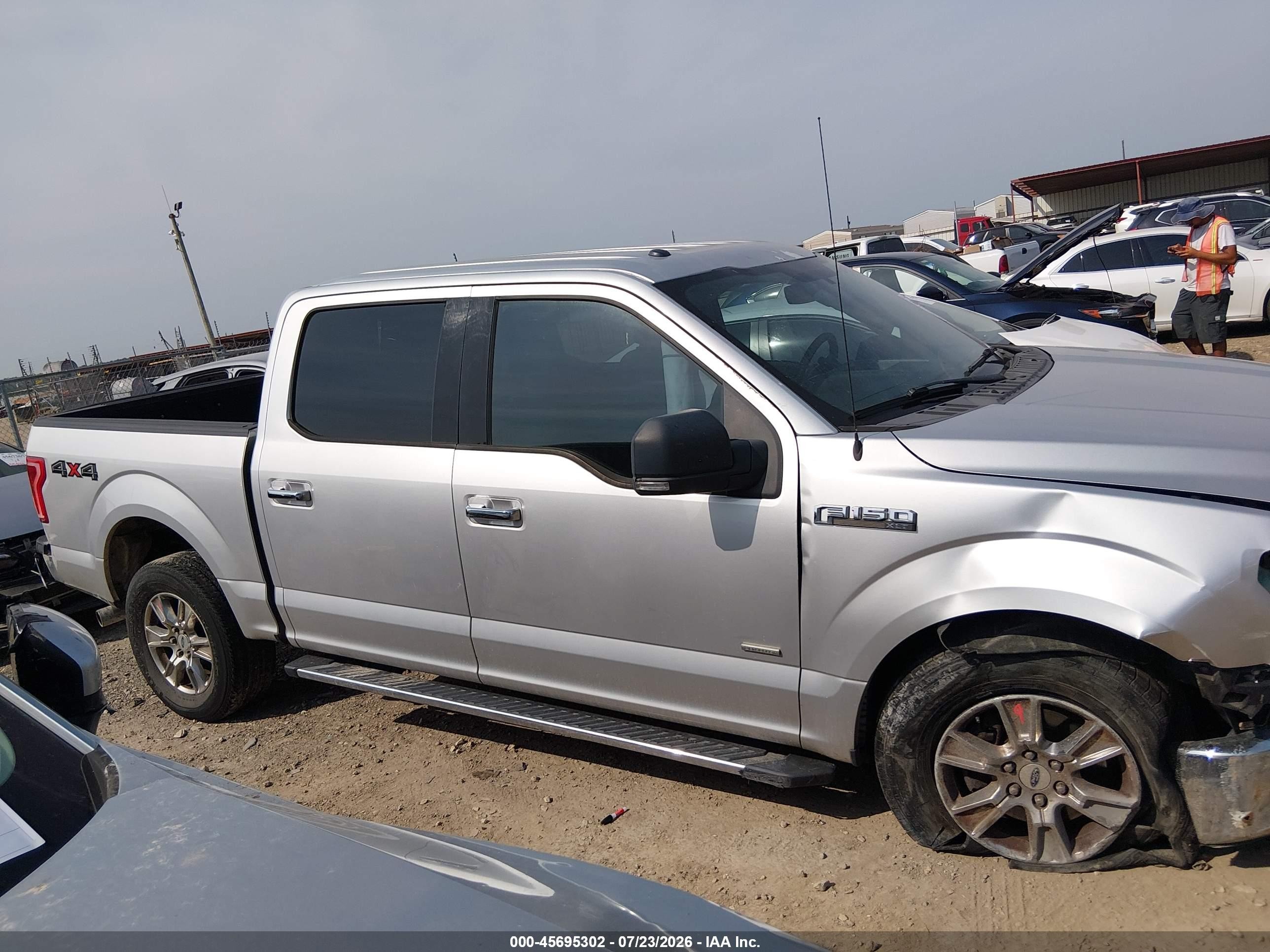 2015 Ford F-150 Xlt Silver vin: 1FTEW1EG3FKD78651