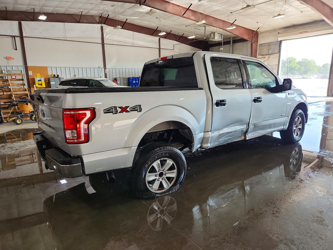 2015 Ford F150 Supercrew Silver vin: 1FTEW1EG5FFA34876
