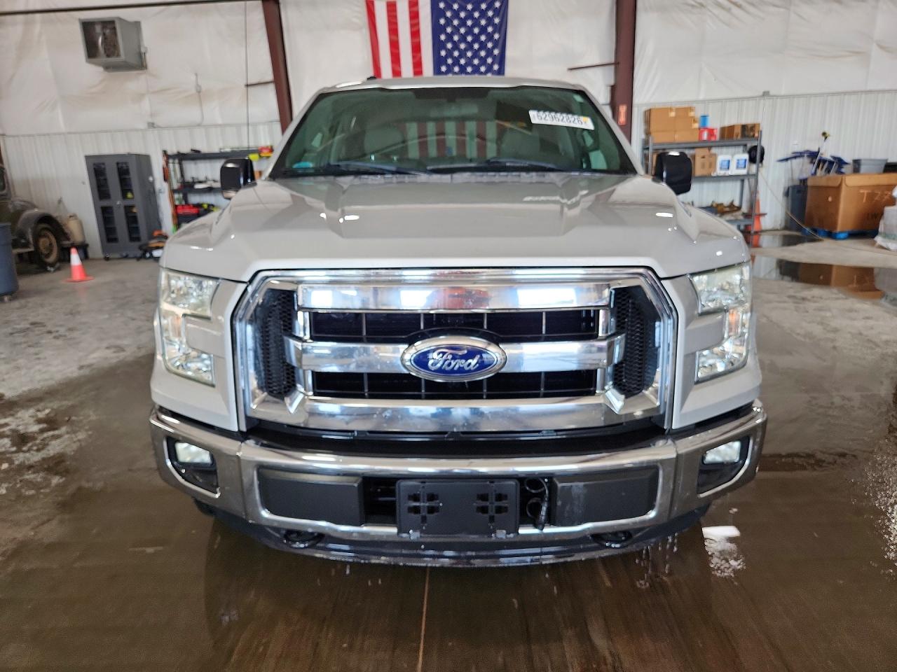 2015 Ford F150 Supercrew Silver vin: 1FTEW1EG5FFA34876