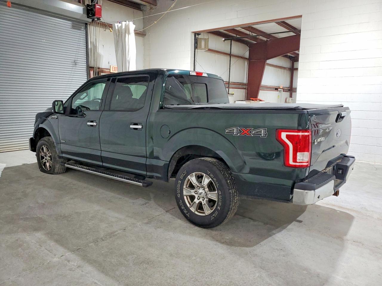 2015 Ford F150 Supercrew Green vin: 1FTEW1EG5FFC66930