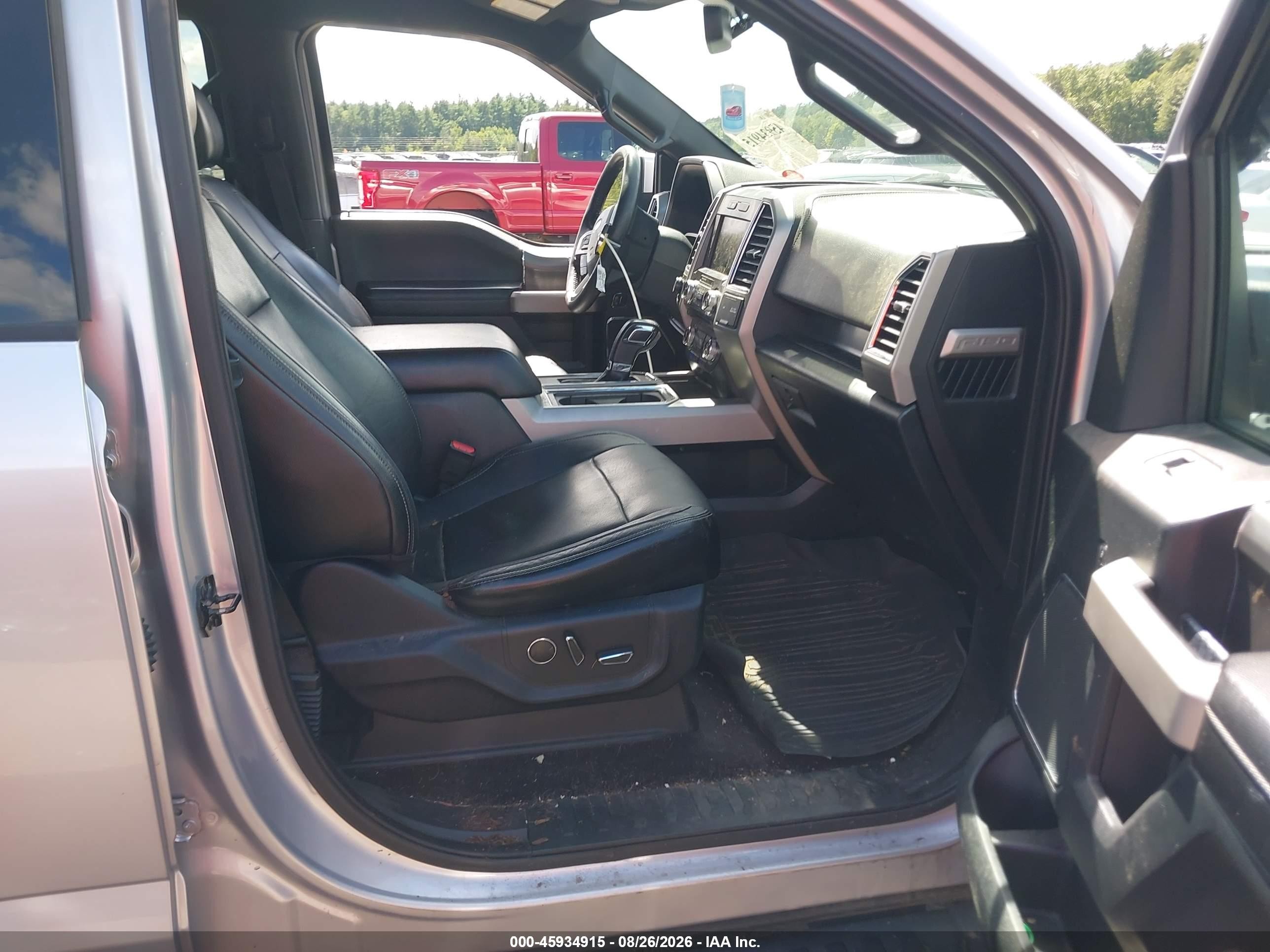 2015 Ford F-150 Lariat Silver vin: 1FTEW1EG5FFC97482