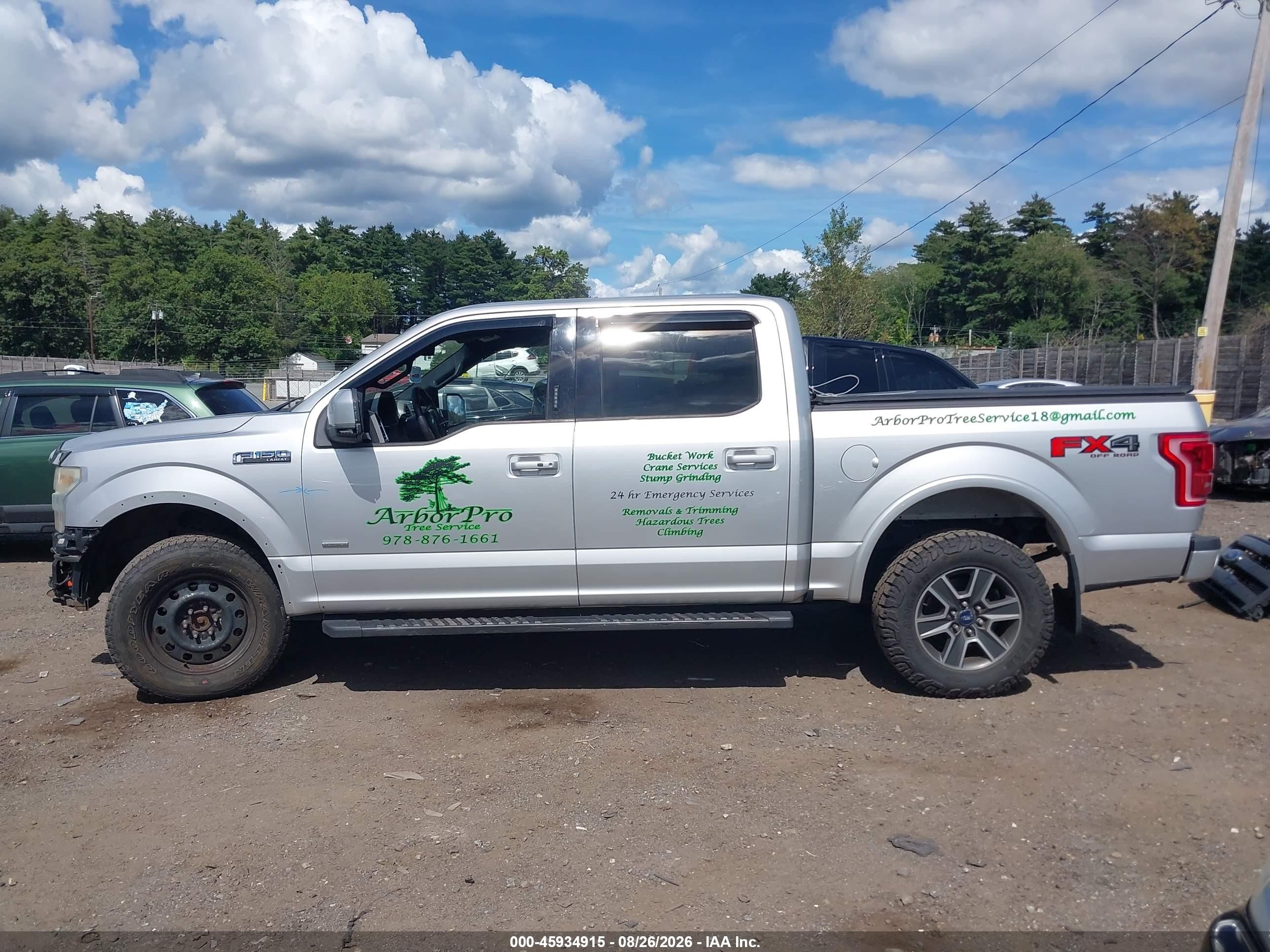 2015 Ford F-150 Lariat Silver vin: 1FTEW1EG5FFC97482