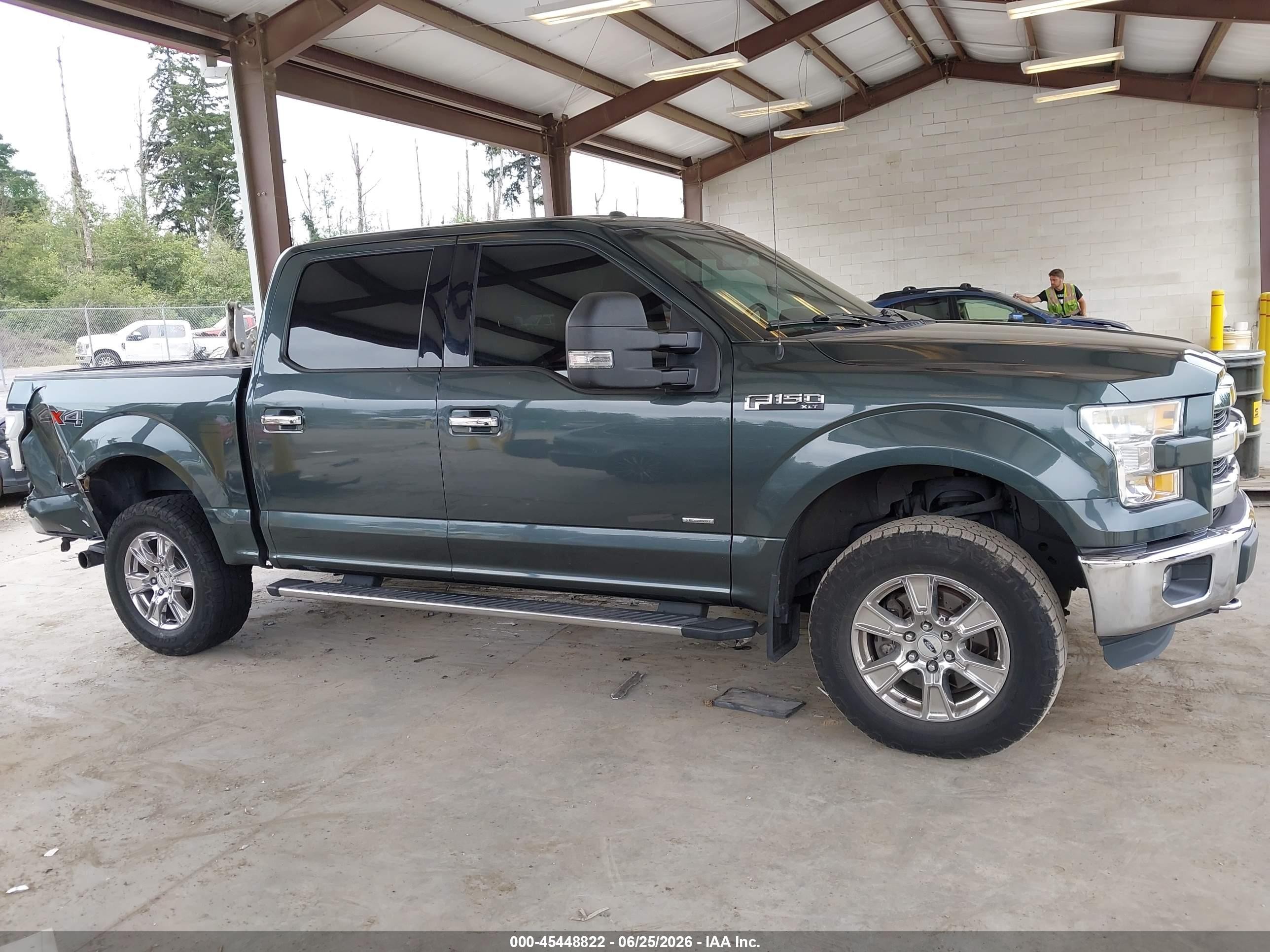 2015 Ford F-150 Xlt Green vin: 1FTEW1EG5FKD82524