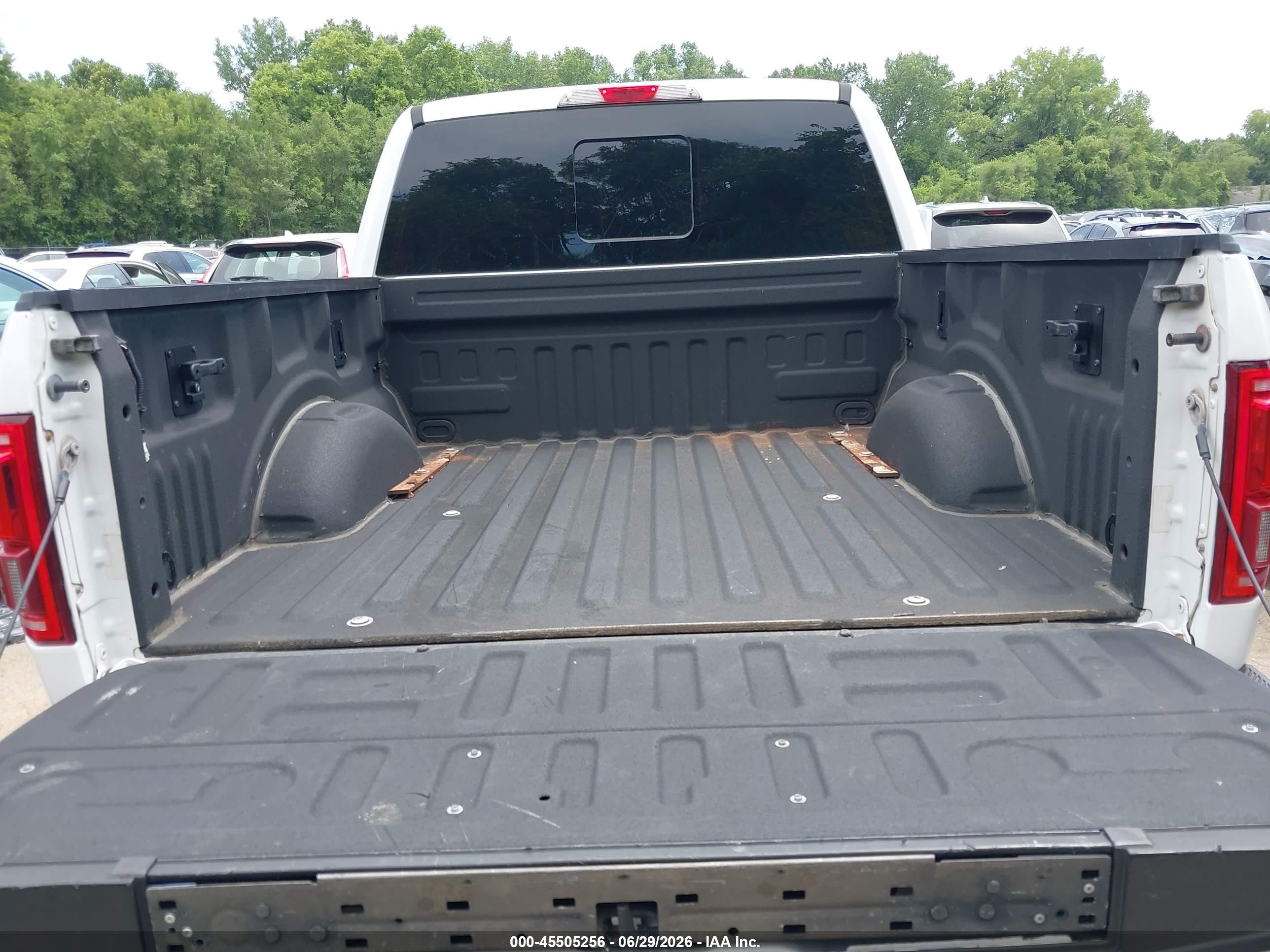 2015 Ford F-150 King Ranch/lariat/platinum/xl/xlt White vin: 1FTEW1EG5FKE73129