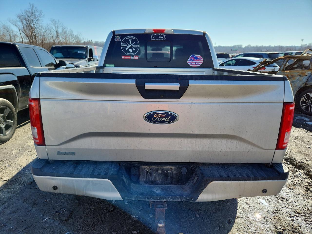 2015 Ford F150 Supercrew Gray vin: 1FTEW1EG5FKF03875