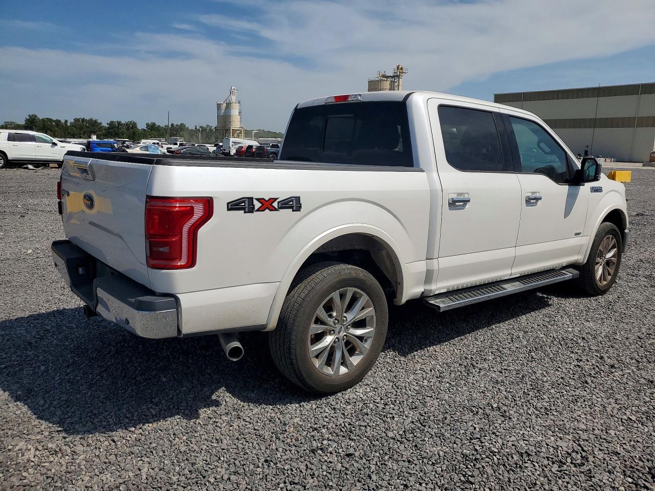 2017 Ford F150 Supercrew White vin: 1FTEW1EG5HKC82183