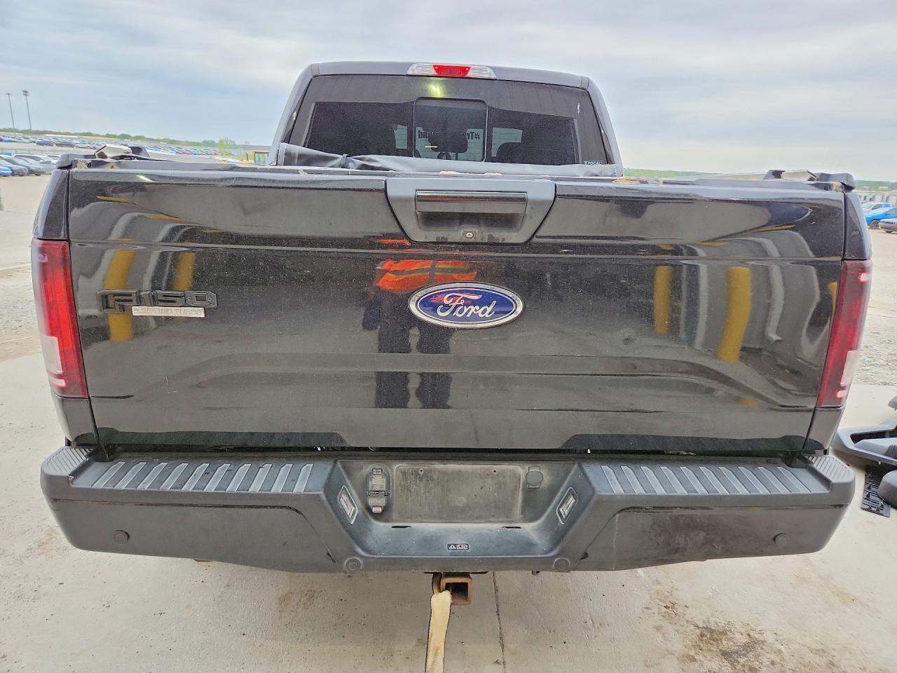 2015 Ford F150 Supercrew Black vin: 1FTEW1EG6FFA20128