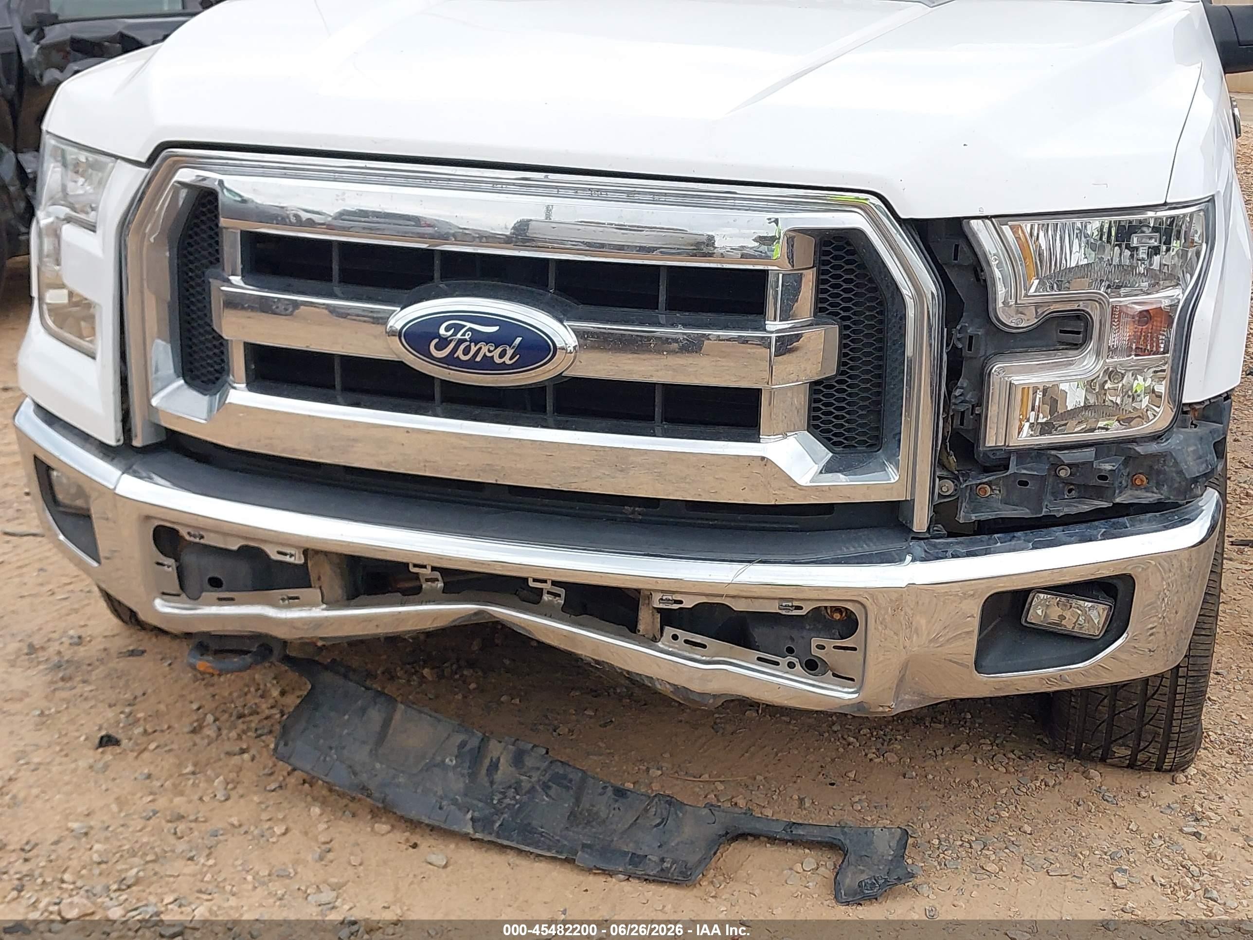 2015 Ford F-150 Xlt White vin: 1FTEW1EG6FKD09114
