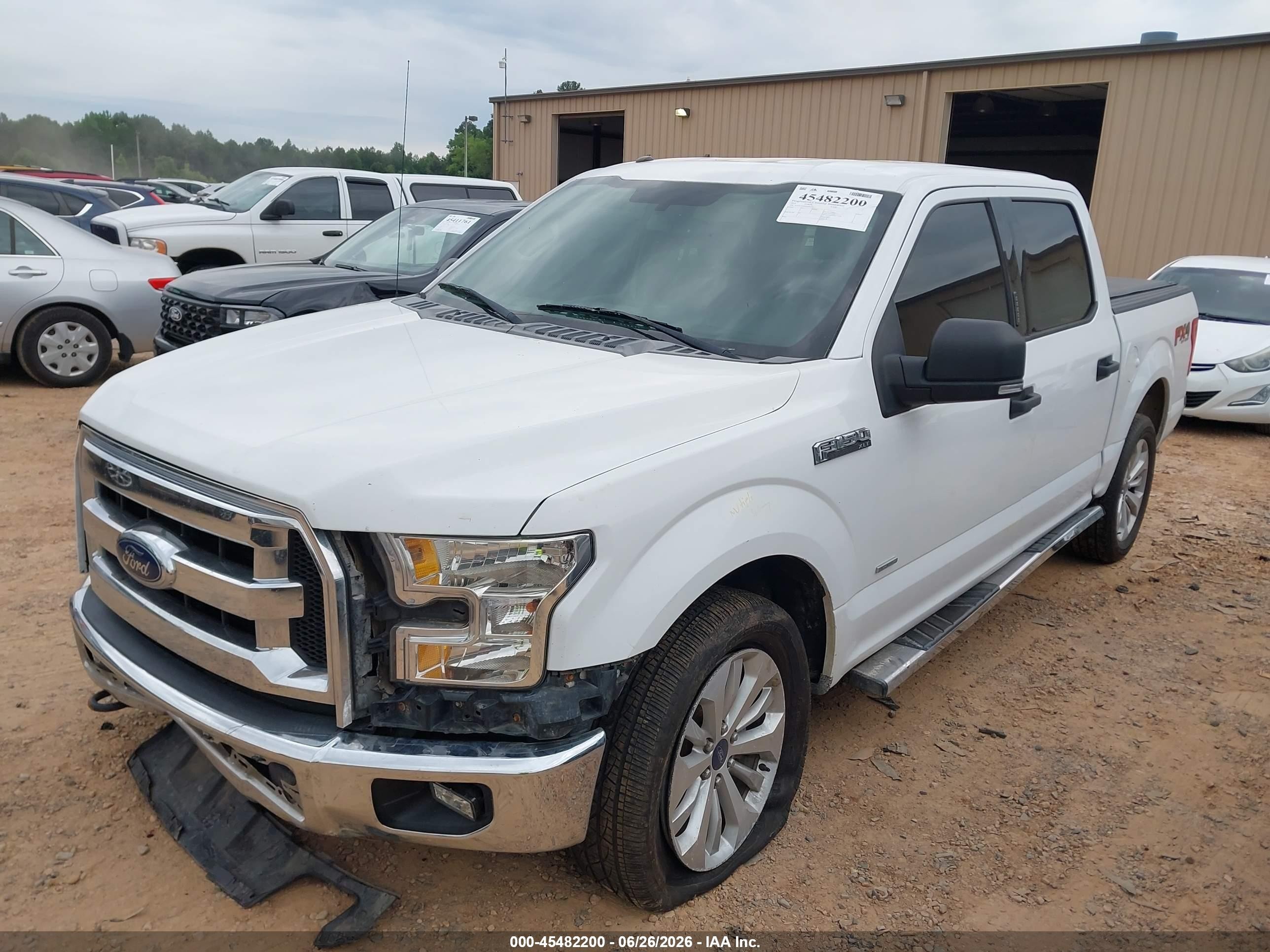 2015 Ford F-150 Xlt White vin: 1FTEW1EG6FKD09114