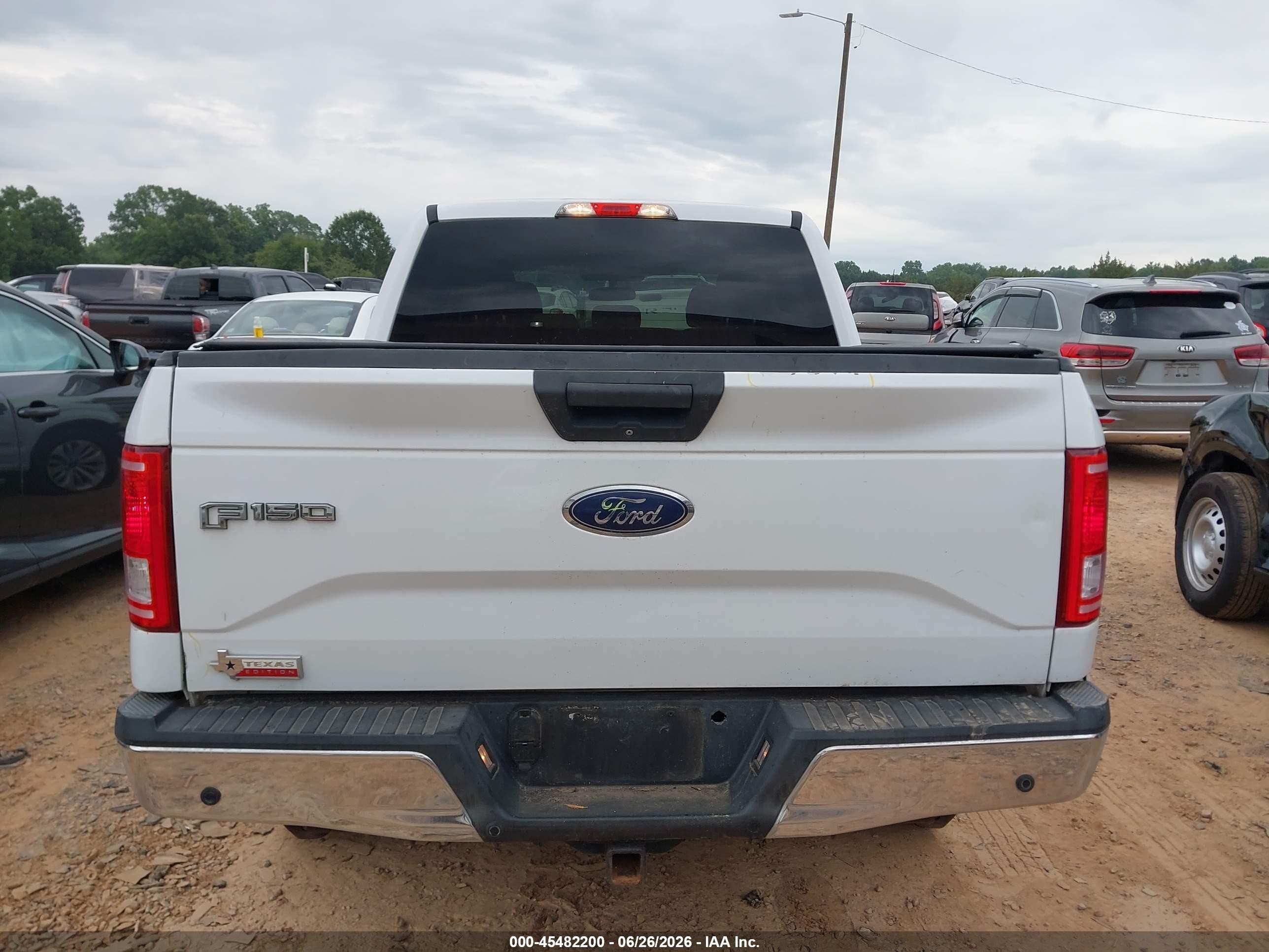 2015 Ford F-150 Xlt White vin: 1FTEW1EG6FKD09114